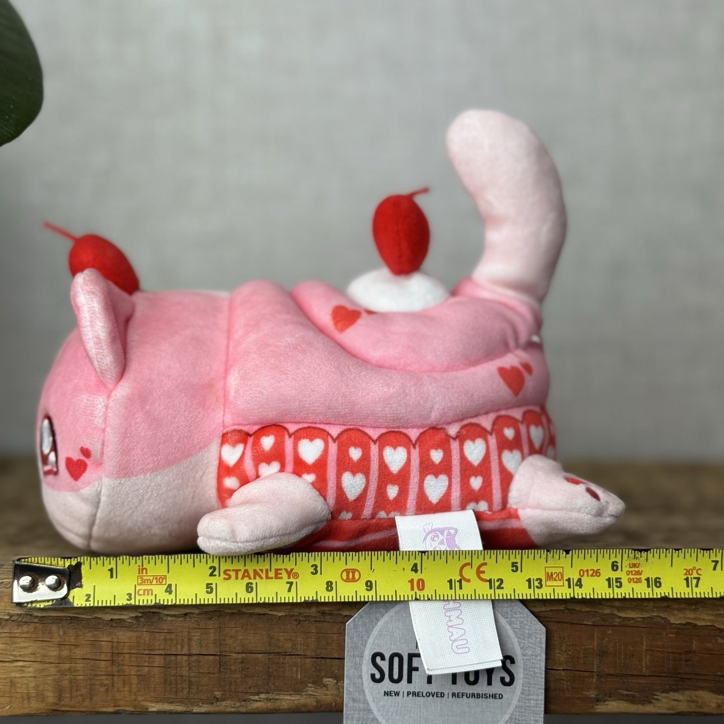 Aphmau MeeMeows - Cherry Cupcake - Cute Pink Kawaii Soft Toy Collectible 5"