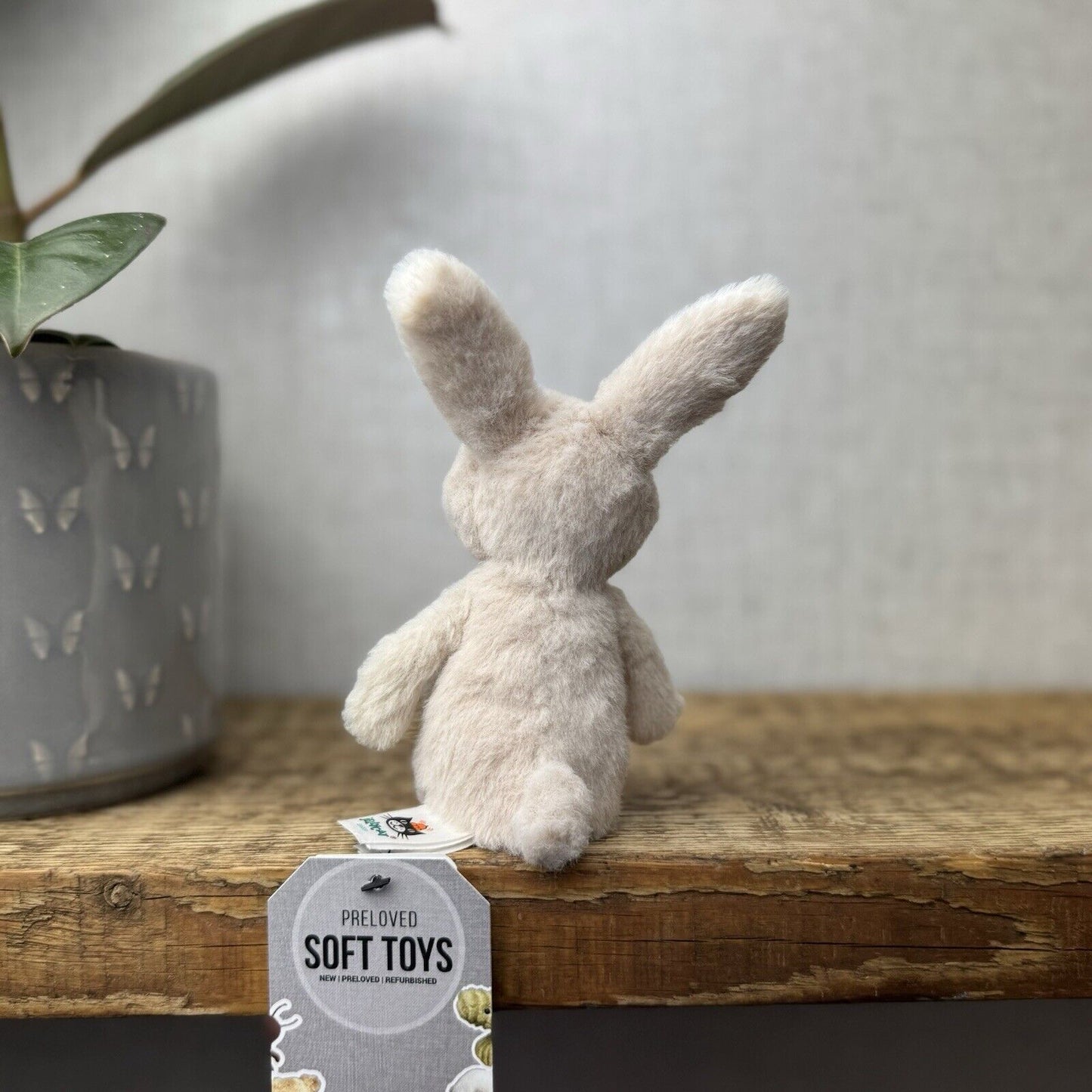 Jellycat Oatmeal Fluffy Bunny - Mini Bunny - Tiny Fluffy Bunny 5” Pocket Pal (1)