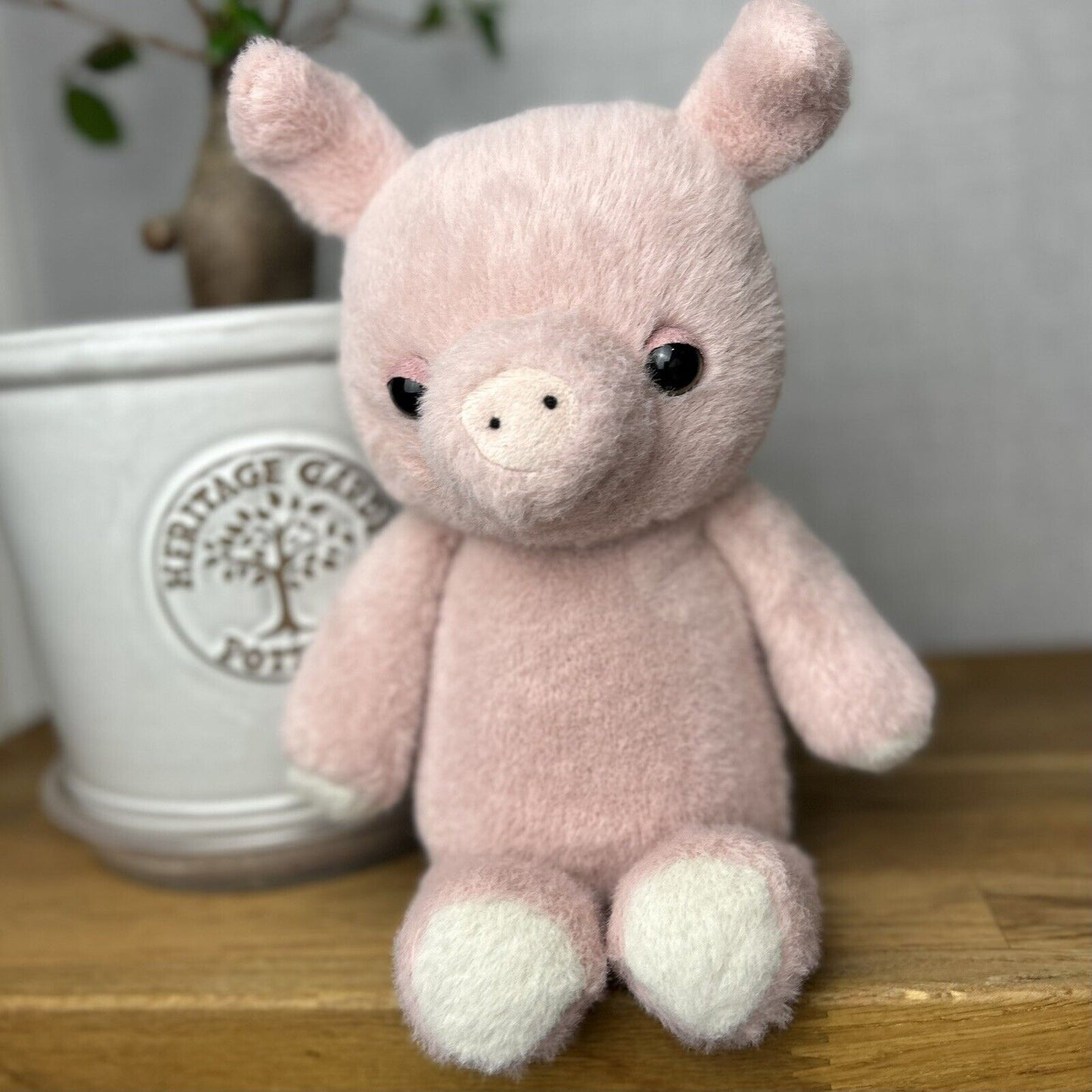 Jellycat Beepi Pig - Medium Fluffy Pig - Beepi Big Eyed Pig Jellycat Medium