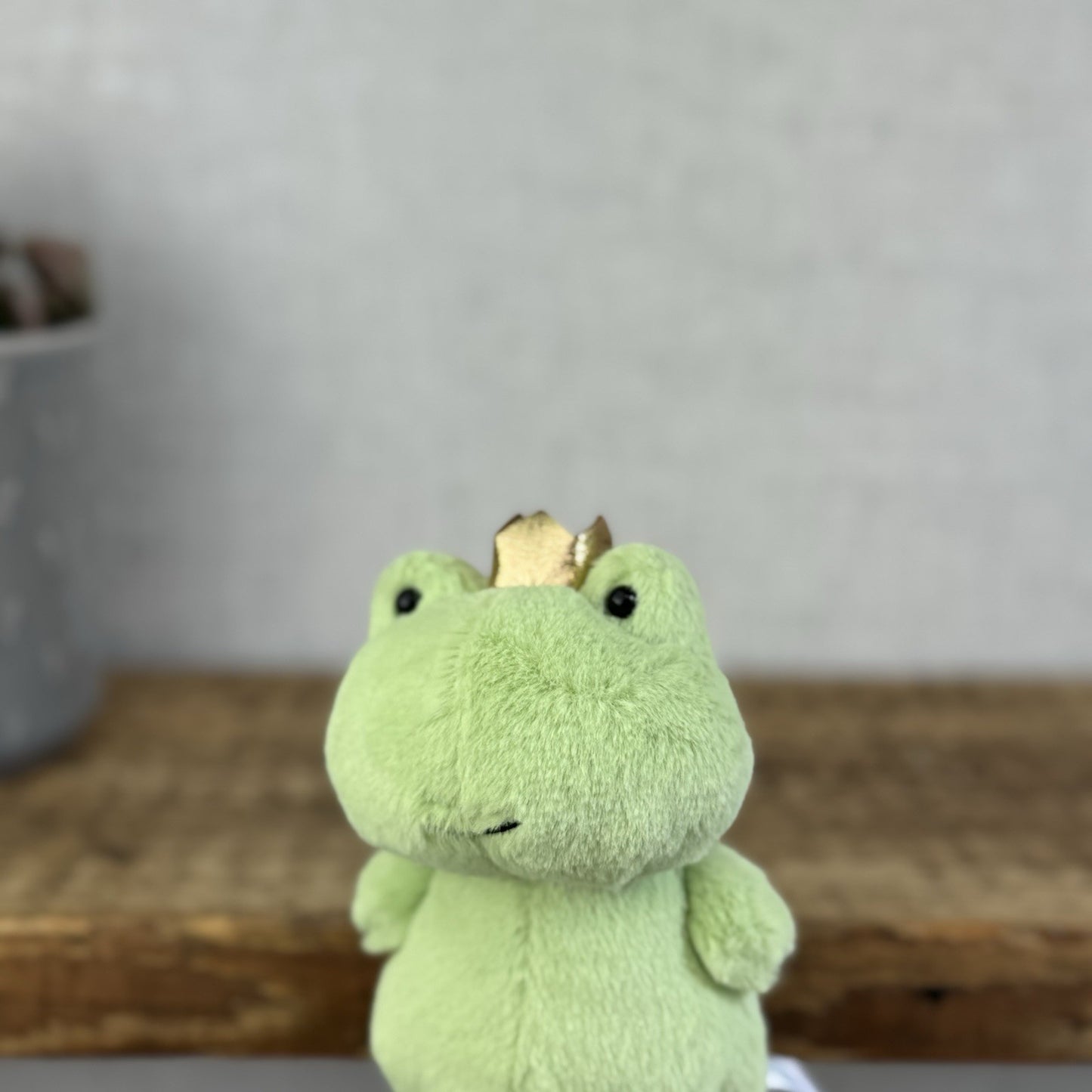 Jellycat Crowning Croaker Green Frog - Small Mini Beanie Frog In Crown Plush