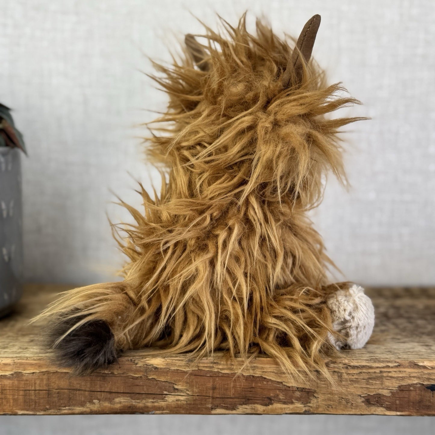 Wrendale Designs - Hannah Dale Junior Highland Cow - Small Gordon 10”