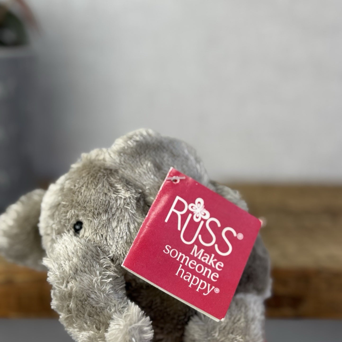 Russ Luvvies - Kristi Elephant Small Pudding Beanie Elephant New Tags 5"