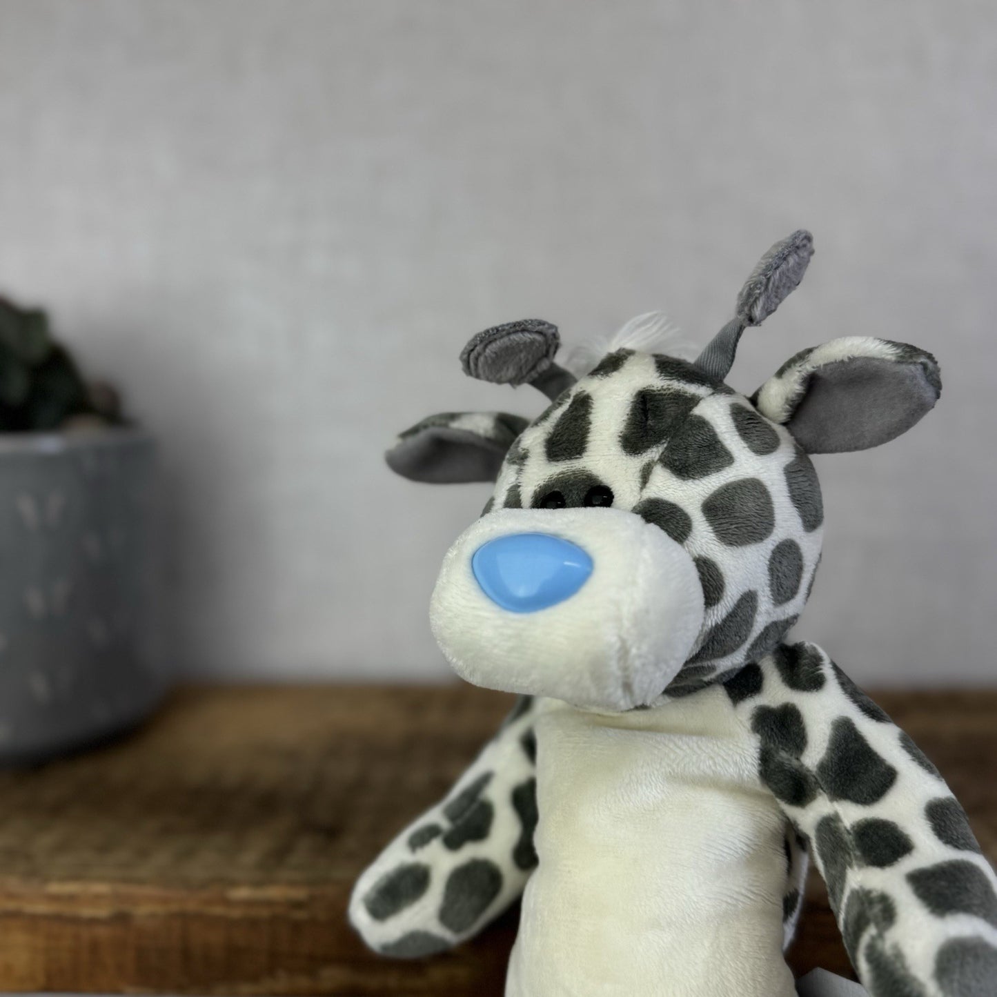 Blue Nose Friends Floppy Friends Twiggy- Beanbag Giraffe Soft Toy Grey/White 11"