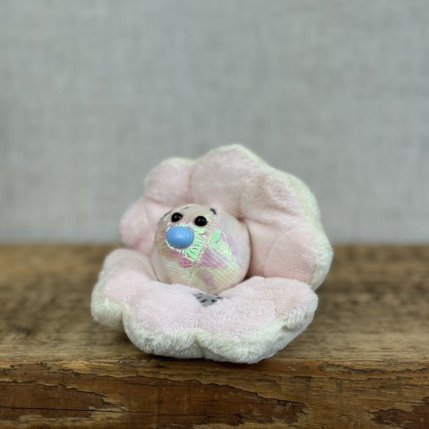 Blue Nose Friends Pandora Clam - Pink Clam Iridescent Details Rare Mini Plush