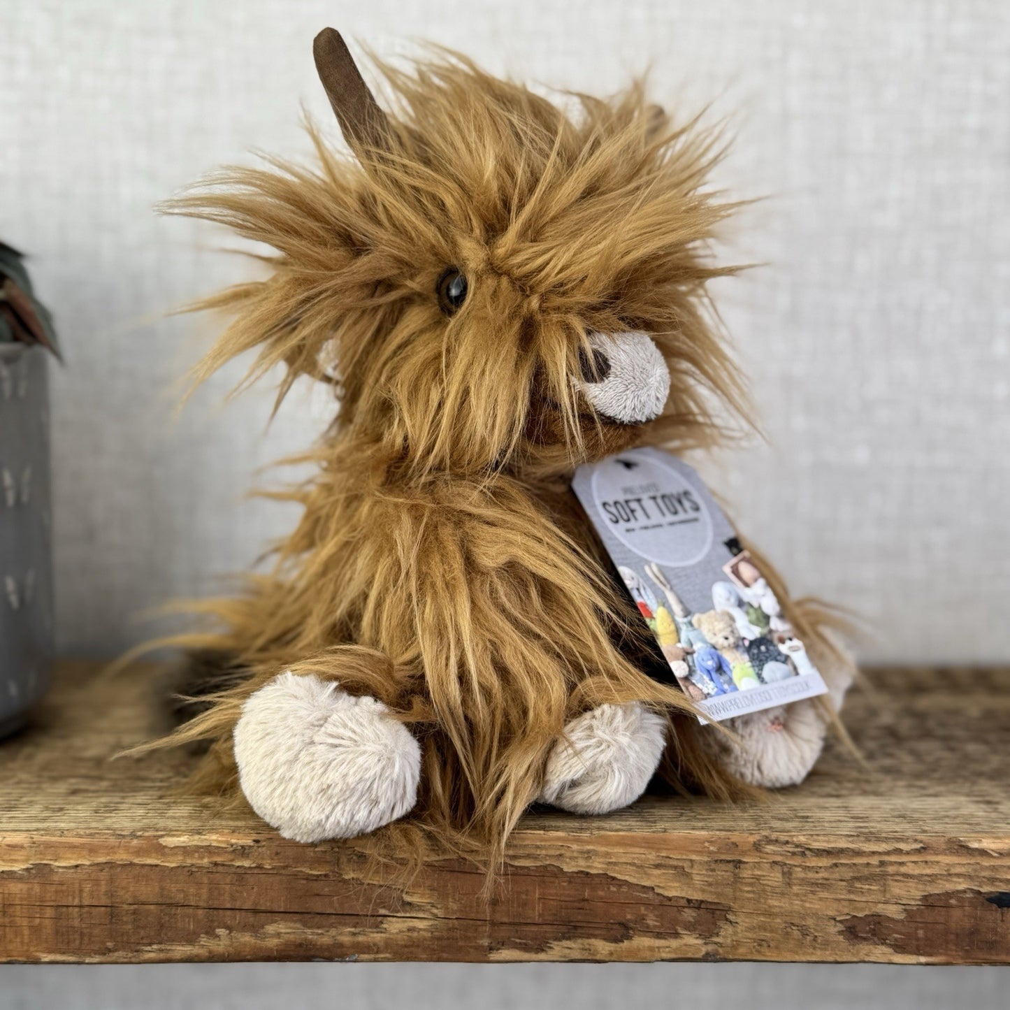 Wrendale Designs - Hannah Dale Junior Highland Cow - Small Gordon 10”
