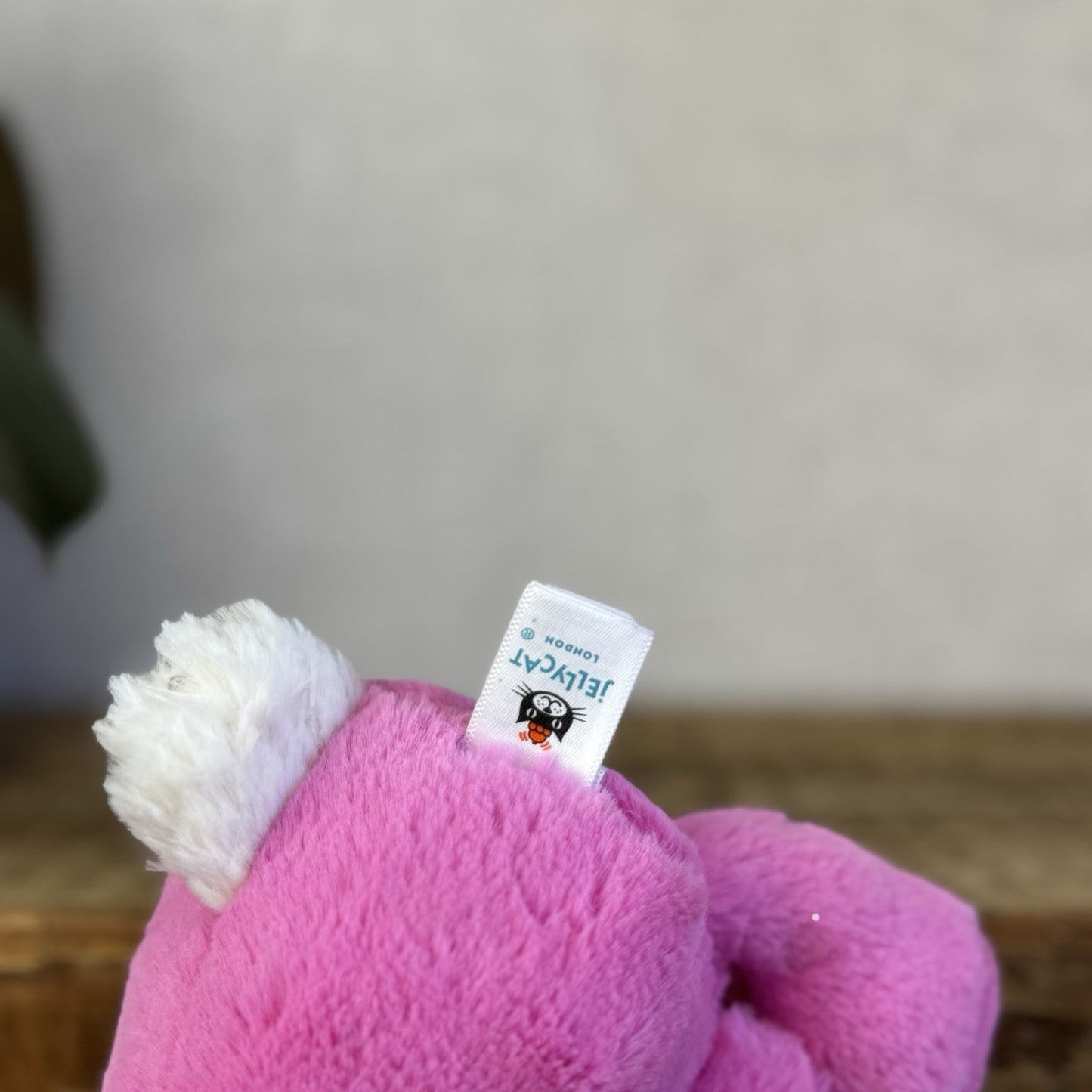 Jellycat Small Bashful Hot Pink Bunny - Bright Pink Rabbit New With Tags Soft 8”