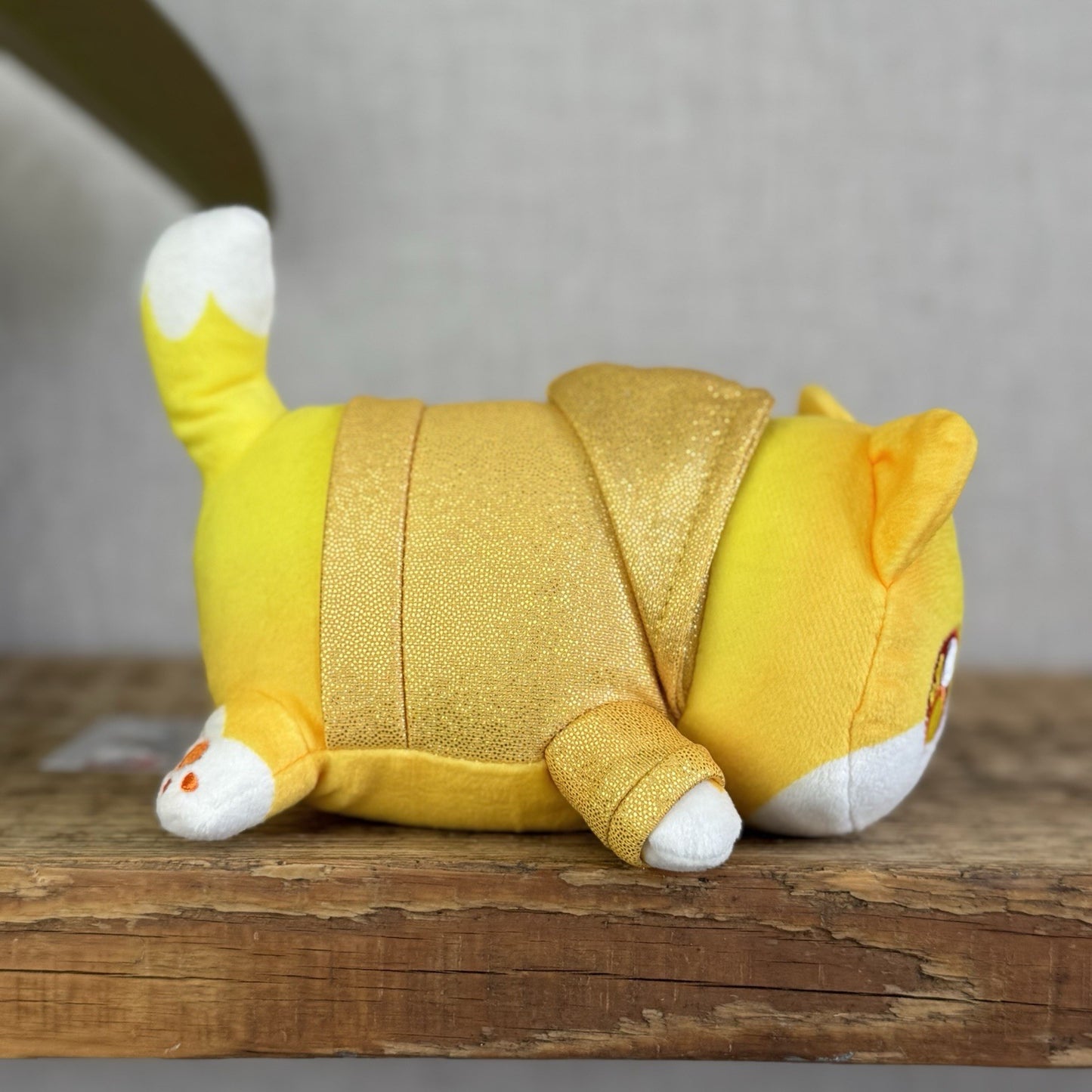 Aphmau MeeMeows - Noi Yellow Cat Glitter Edition Yellow Hooded Cute 6"