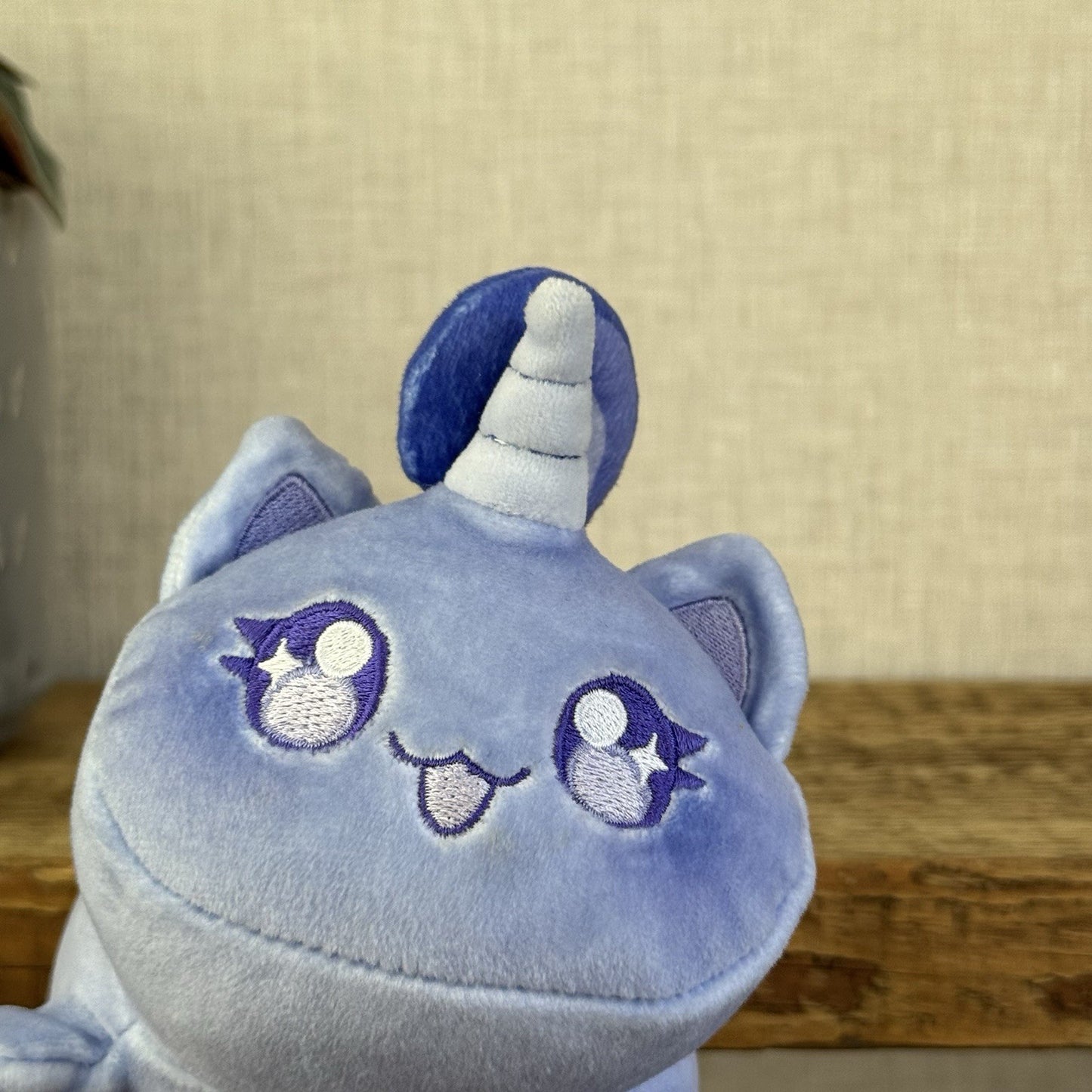 Aphmau MeeMeows - Purple Unicorn Cat Limited Edition Mystery Litter 5”