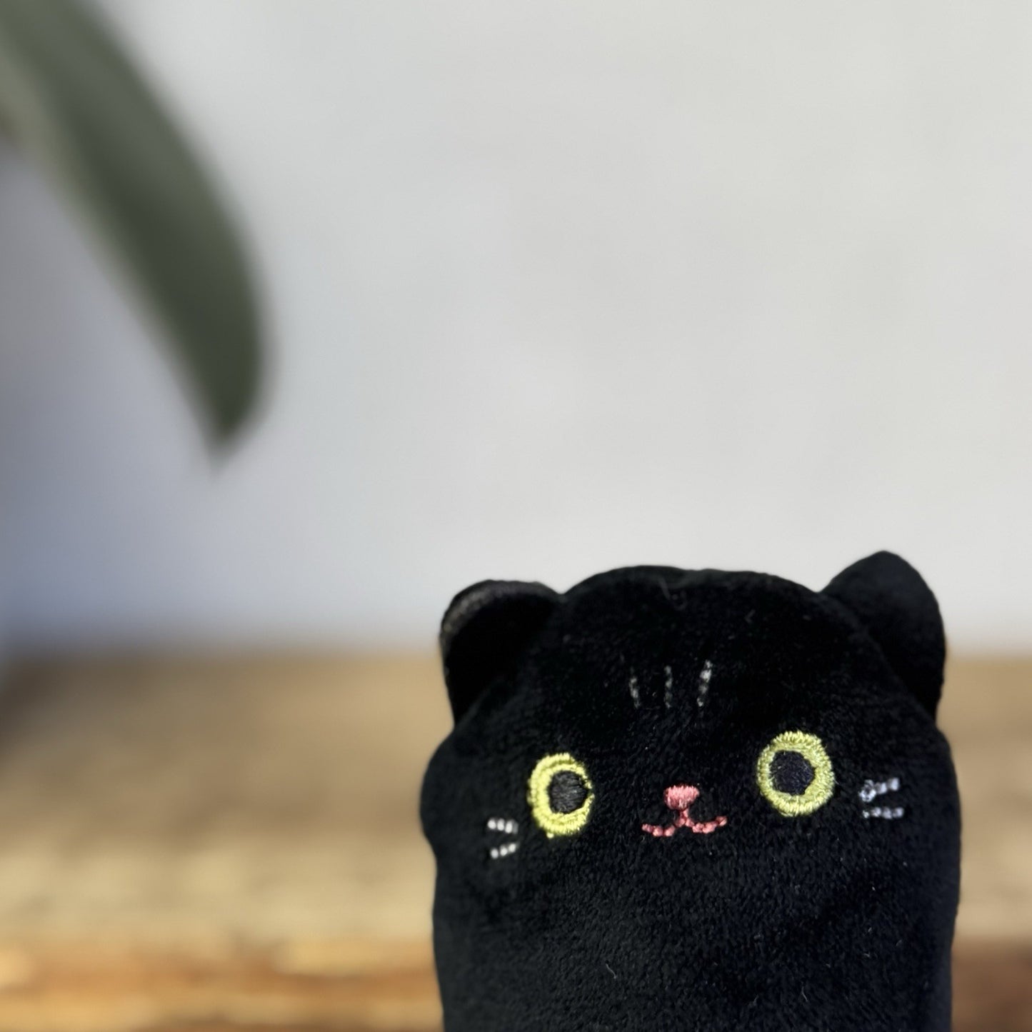 Squishmallow Squishville Black Cat - Halloween Exclusive Black Cat Tiny 2"