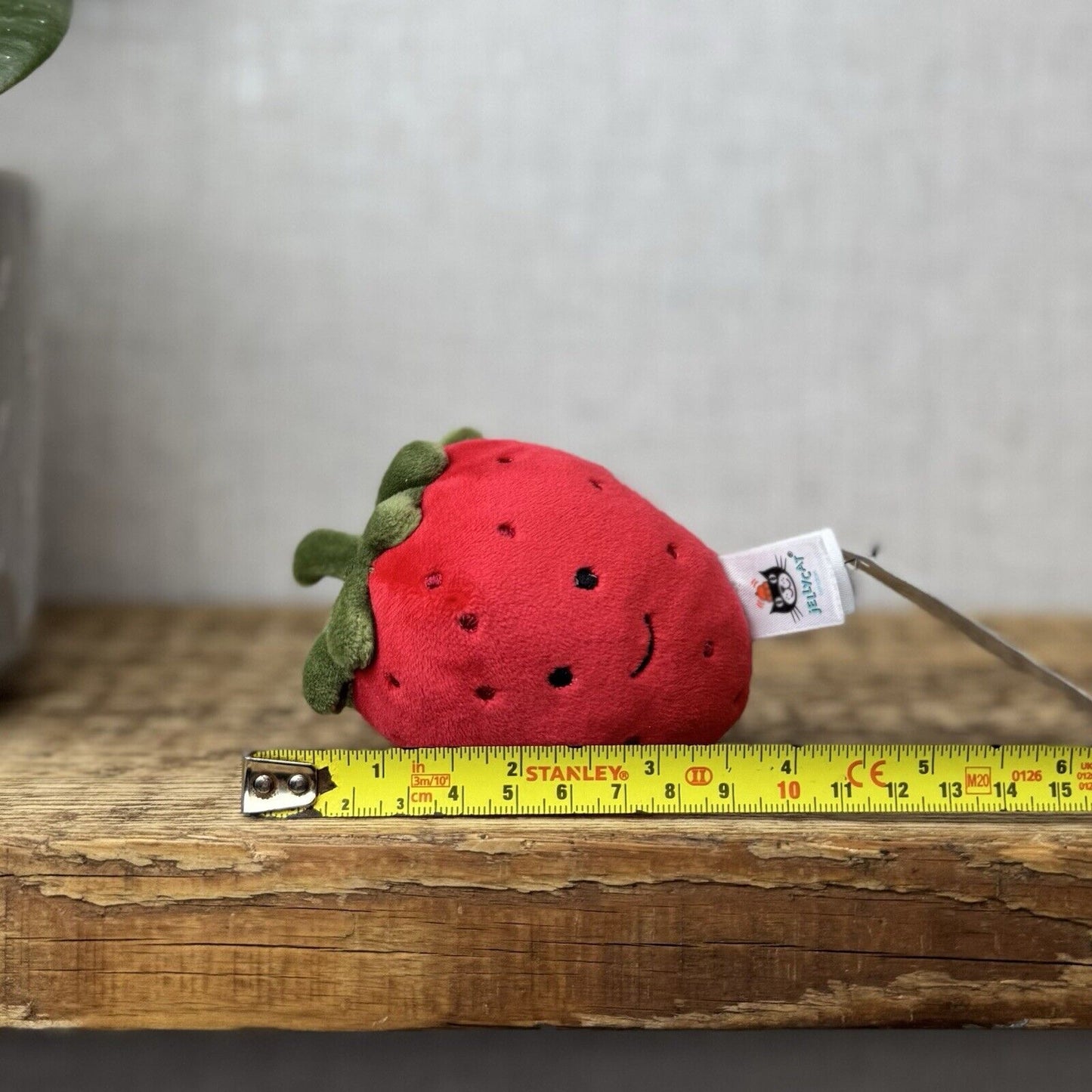 Jellycat Fabulous Fruit Strawberry - Soft Toy Play Food - Fruit Soft Toy 4”
