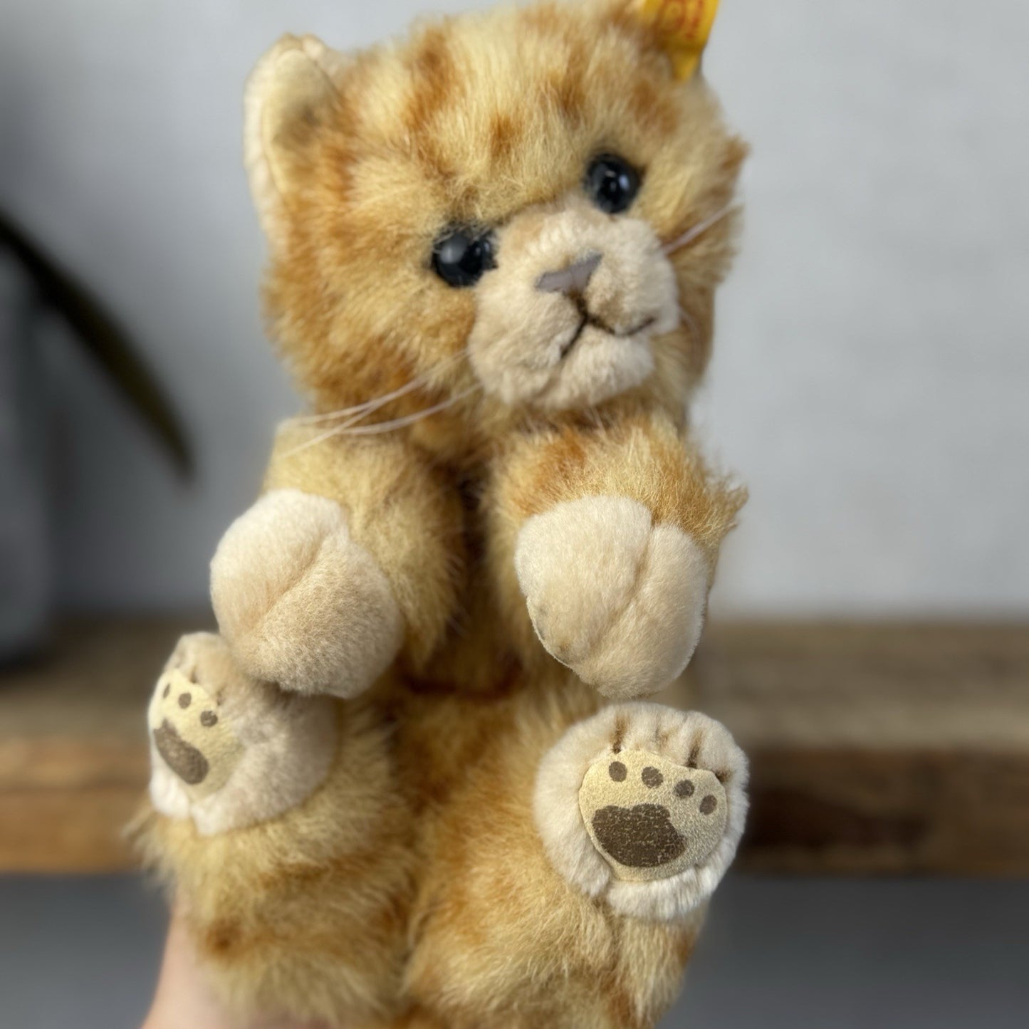 Steiff Minka Kitten - Small Ginger Kitten Tabby Cat Side Laying 074578 9”