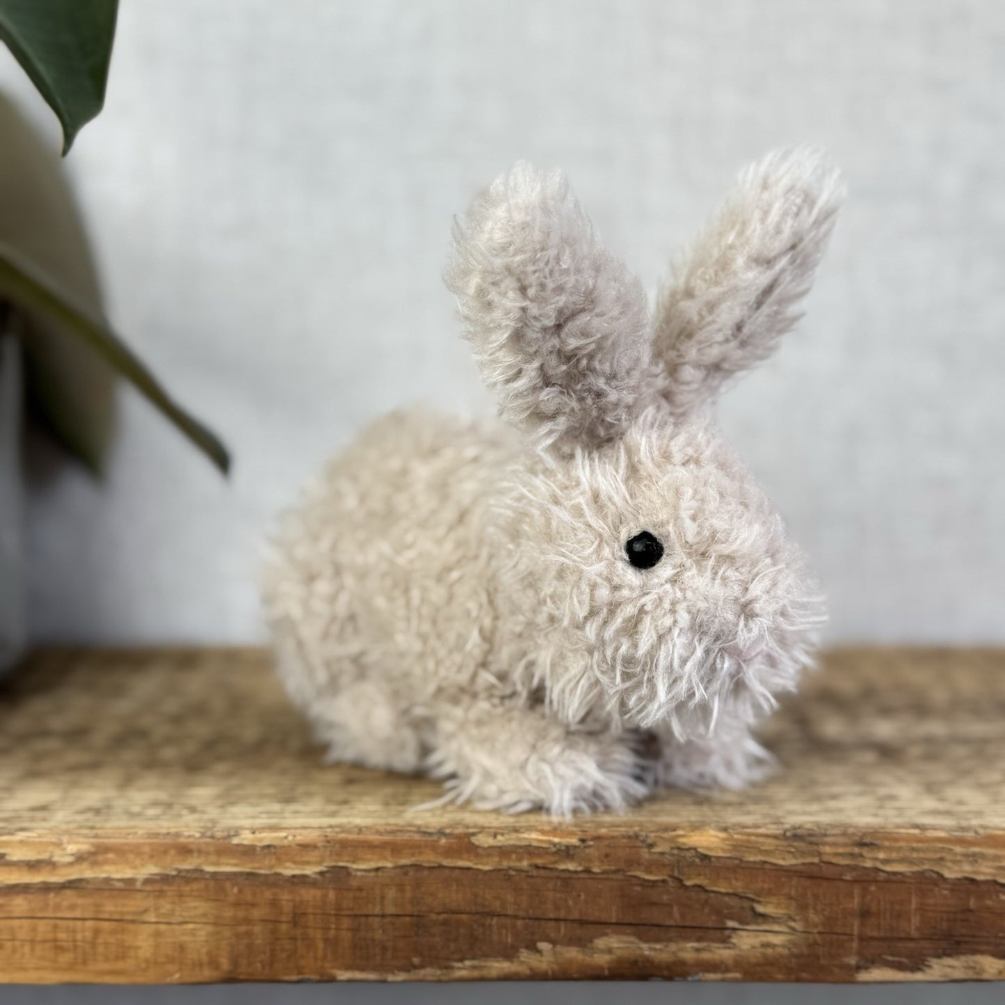 Jellycat Beige Hoppity Bunny Curly Fur Fluffy Angora Bunny Rabbit Small 6”