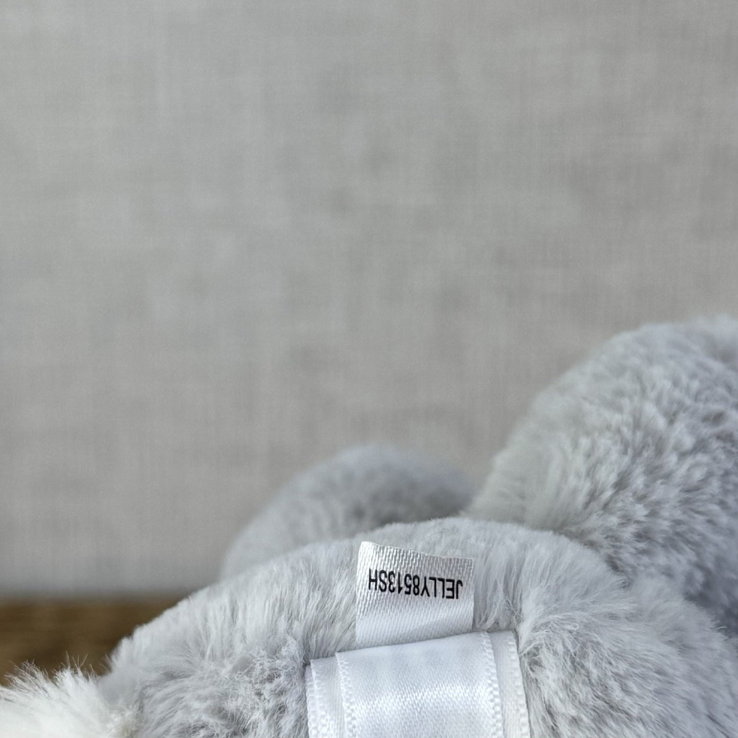 Jellycat Small Bashful Bunny Grey - Small Bunny White Tail Beanie NWOT 8”