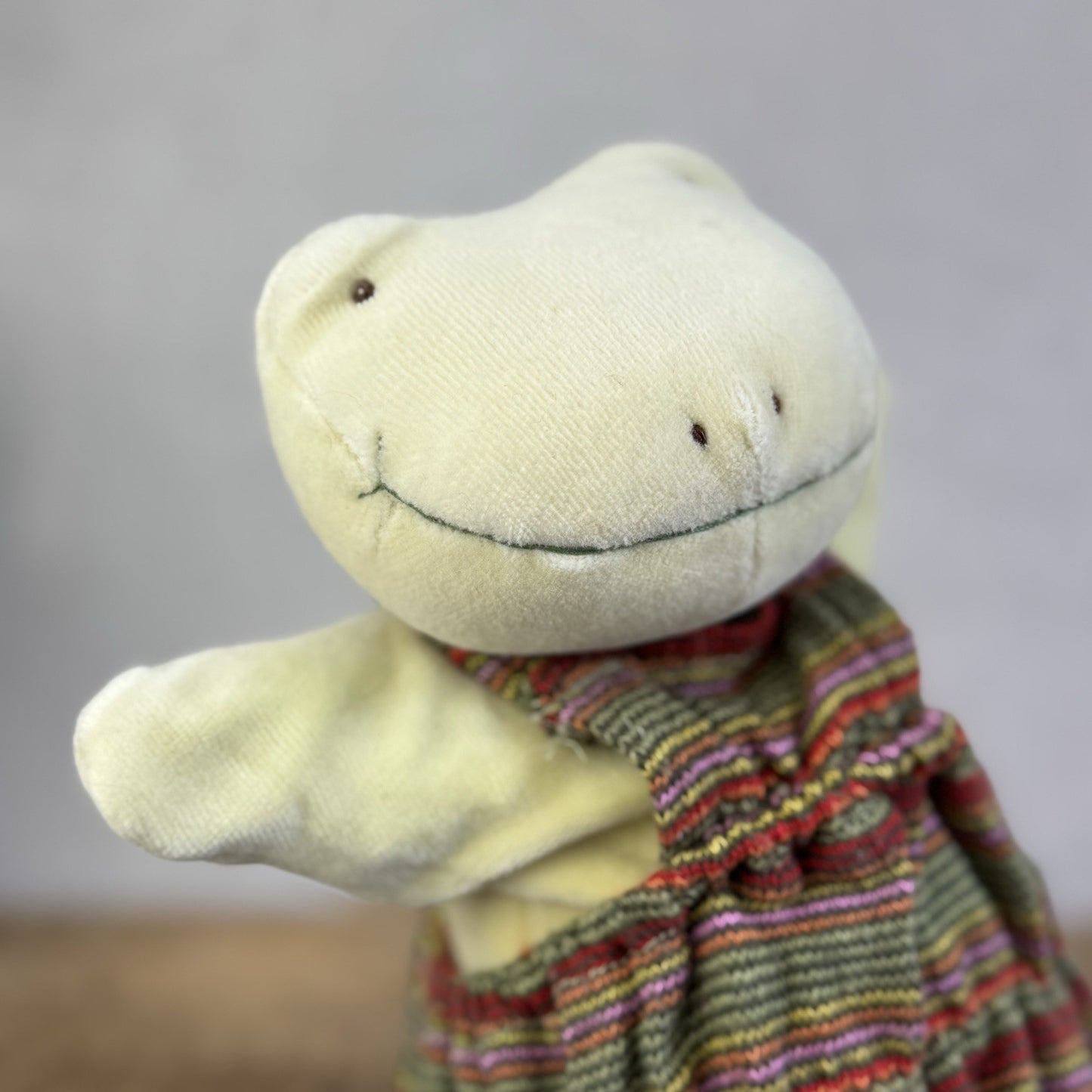 Moulin Roty Frog Soft Hand Puppet - Frog Puppet - Moulin Roty La Grande Famille
