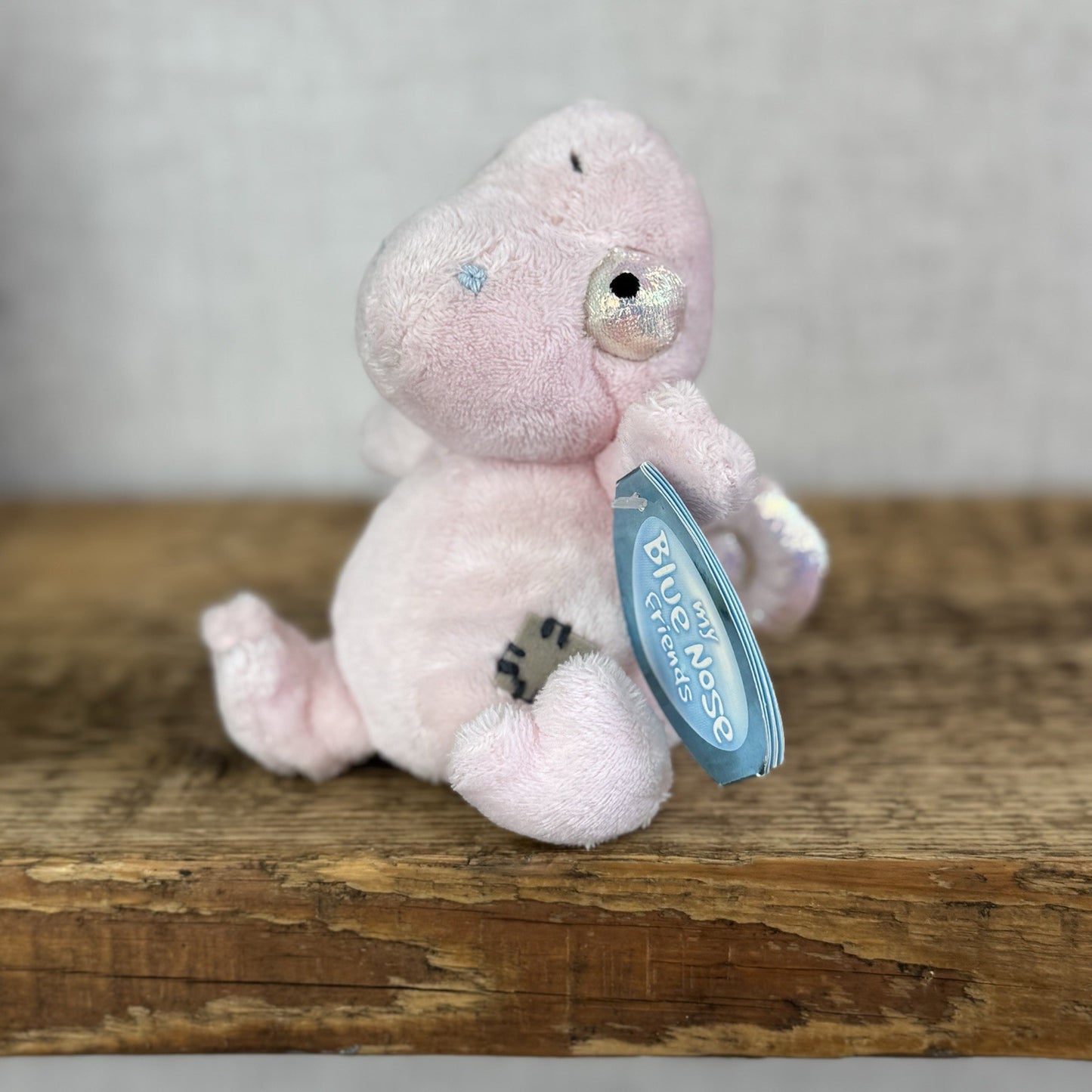 Blue Nose Friends Culture The Chameleon #107 - Mini Pink Iridescent Plush Beanie