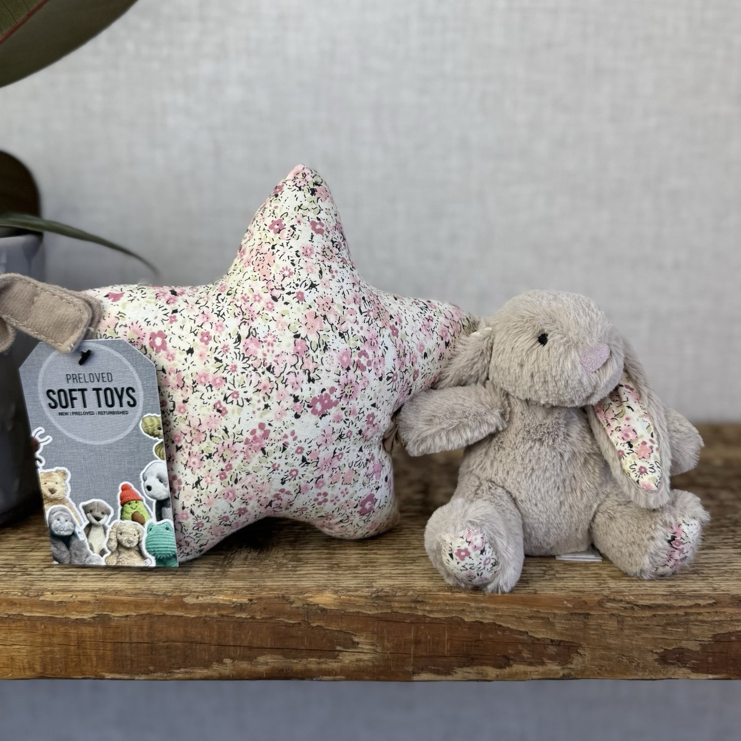 Jellycat Blossom Beau Beige Bunny Rabbit Musical Star Pull Soft Plush Toy NWOT