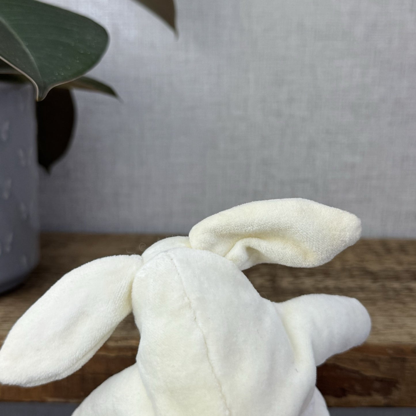 Manhattan Toy Company - Paulina Pudgie Bunny Rabbit - With tags (Old Jellycat)