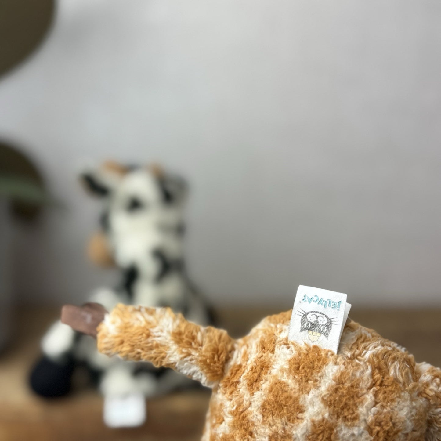 Jellycat Animal Baggage Giraffe & Cow - Jellycat In A Tin Retired 2008 With Tags