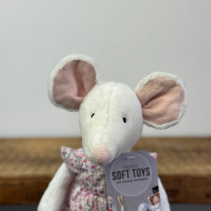 The little white company - Myrtle Mouse