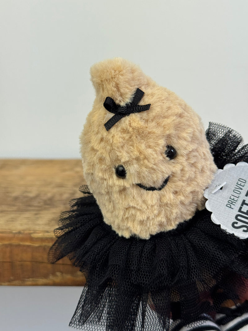Custom Petra Peanut (2 week turnaround)