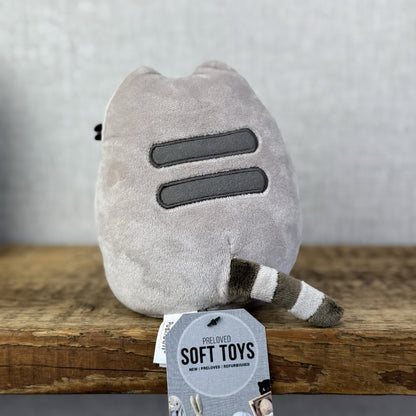 Gund Pusheen Cat - Birthday Cake Pusheen Small Soft Toy Cat With Cake 5"