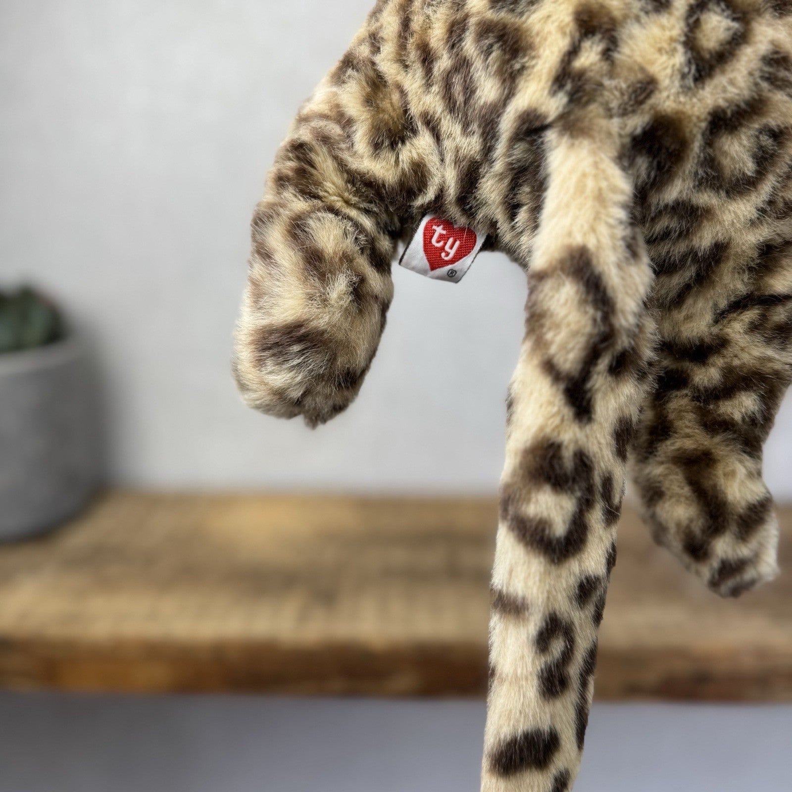 Ty 1991 Chi Chi Cheetah Leopard Plush Laying Down Vintage Floppy Cat 15”