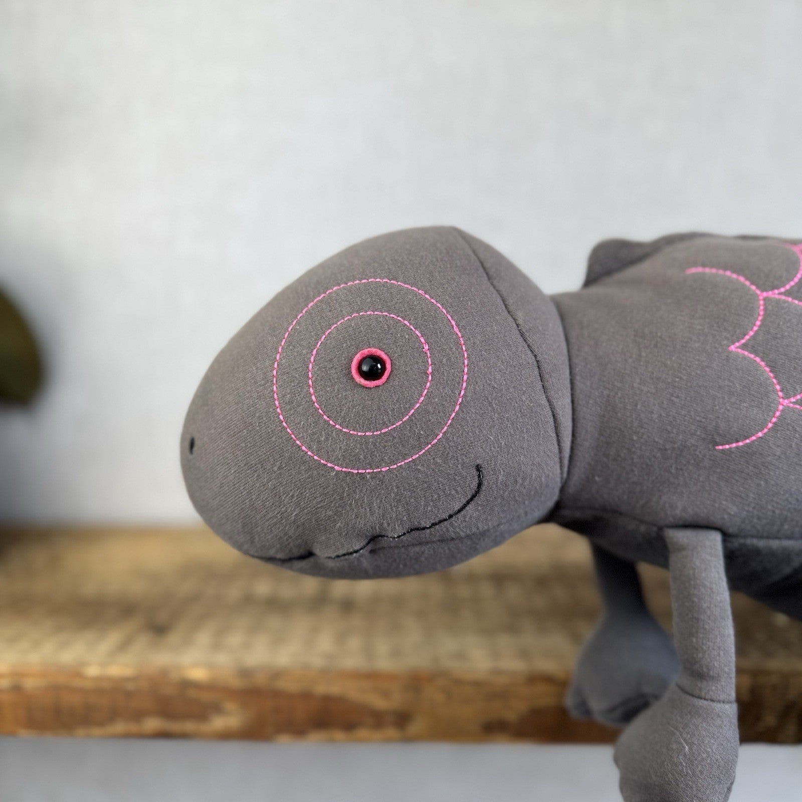 Jellycat Zaggy Chameleon - Green Chameleon Soft Toy Beanie Large Grey/Pink 19”