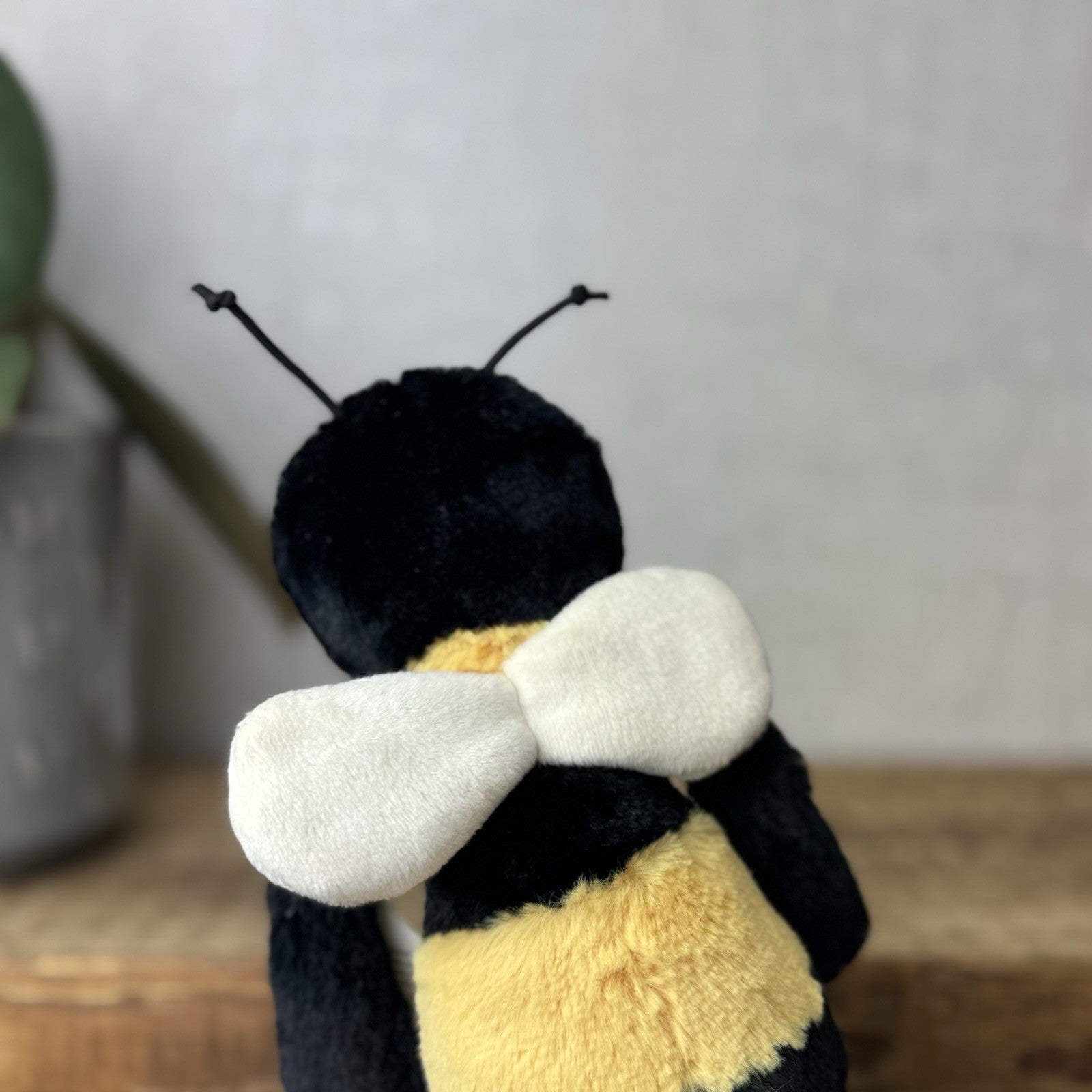 Jellycat Small Bashful Bee - Old Style Bumble Bee Beanie Plush New With Tags 8”