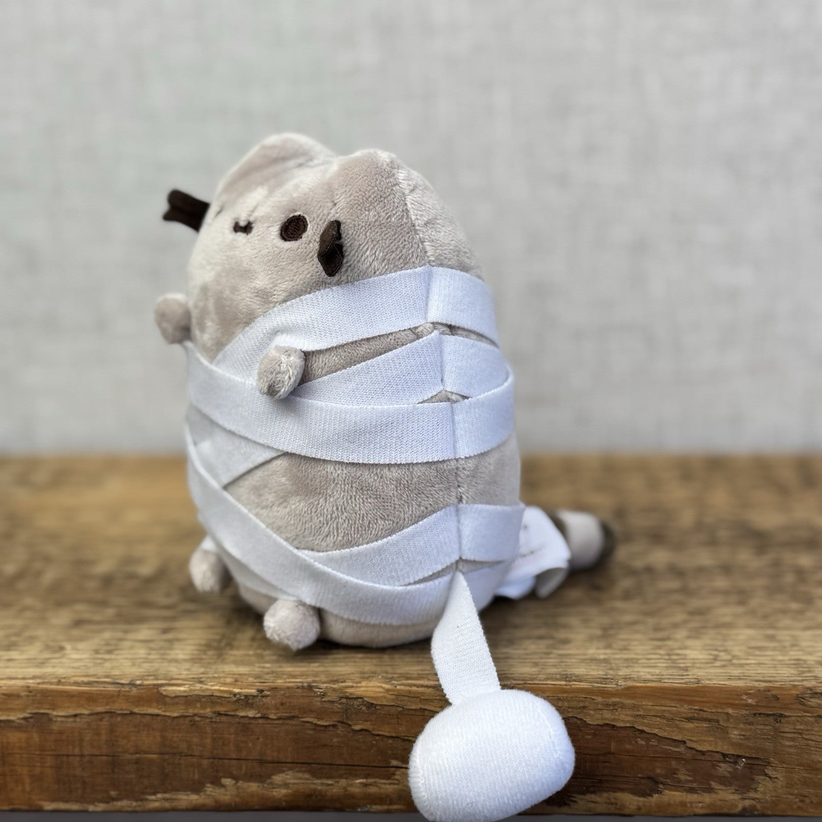 Gund Pusheen Cat - Halloween Mummy Toilet Paper Cat 2018 5"