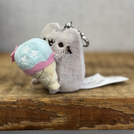 Gund Pusheen Cat Keyring - Celebration Suprise Series 12 Mini Pusheen Clip NWOT 