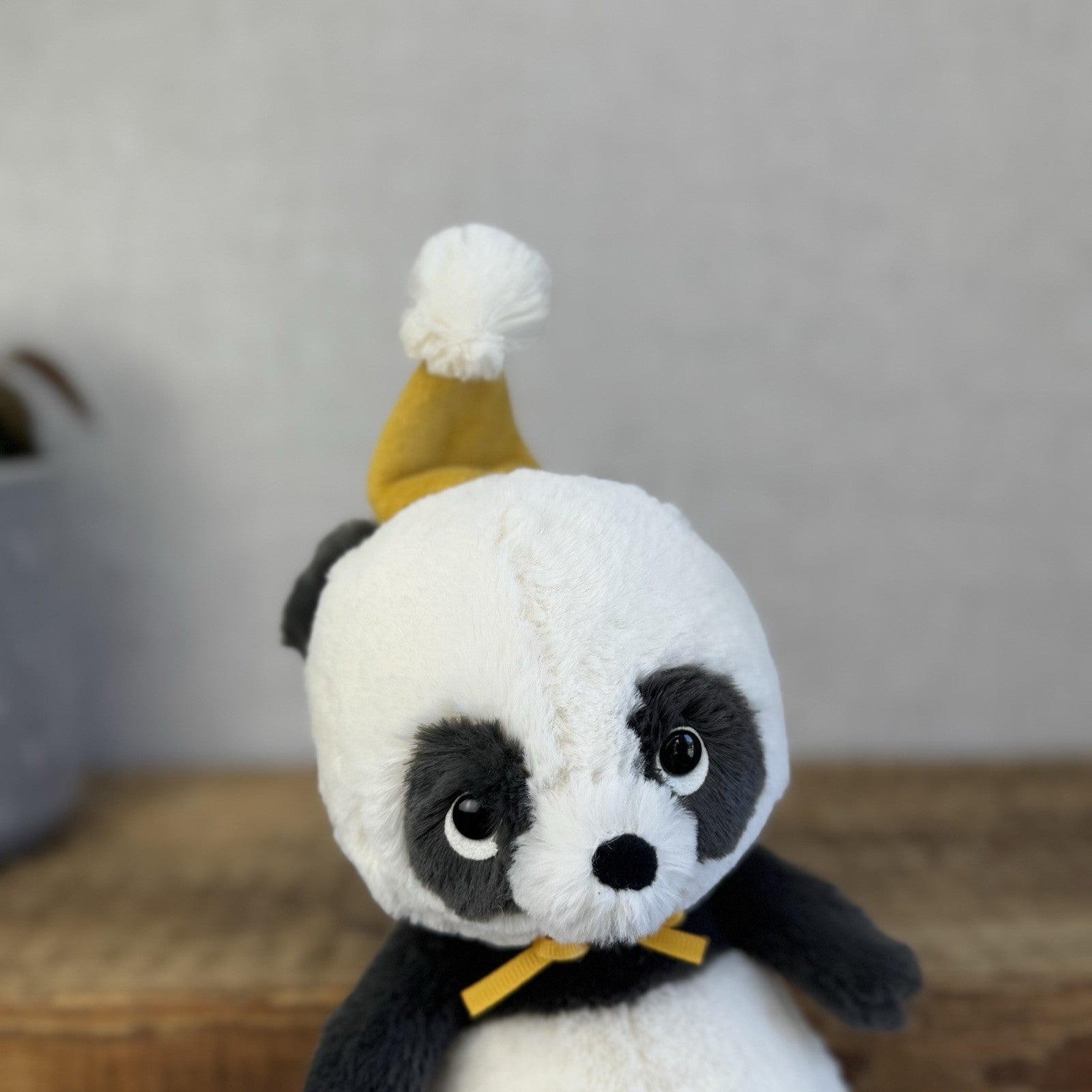 Jellycat Jollipop Giraffe - Small Giraffe in Party Hat Soft Toy Beanie Retire 8"