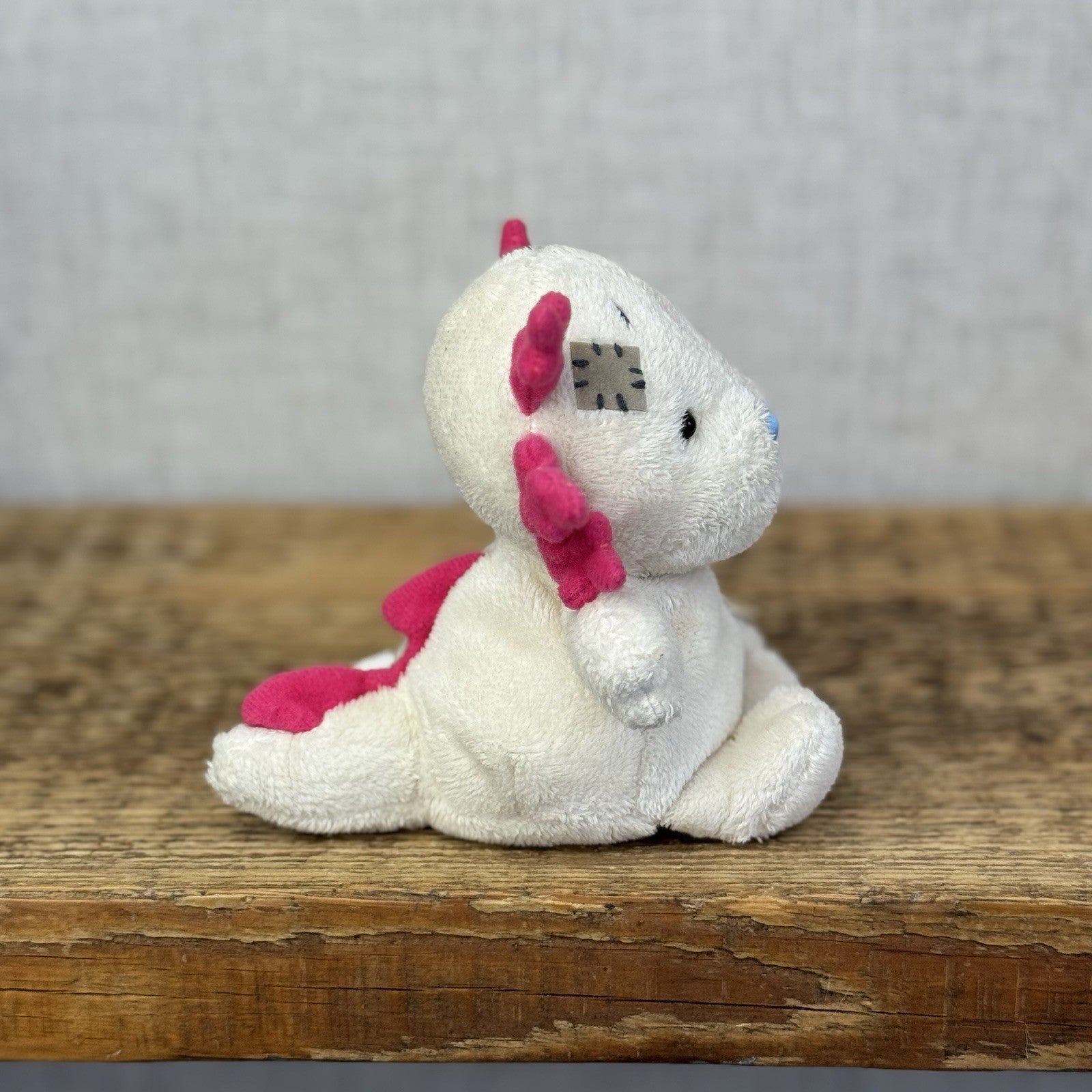 Blue Nose Friends Eduado The Axolotl White/pink Rare Collectible (imperfect Tag)