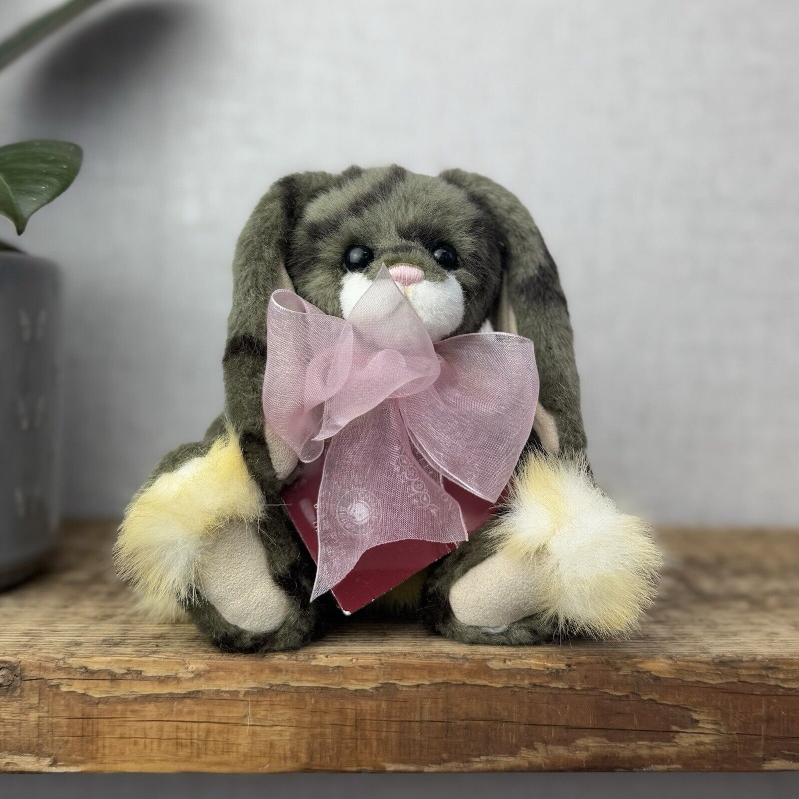 Charlie Bear Bunya - Small Rabbit Plush Collection Isabelle Lee - CB192023C 9”