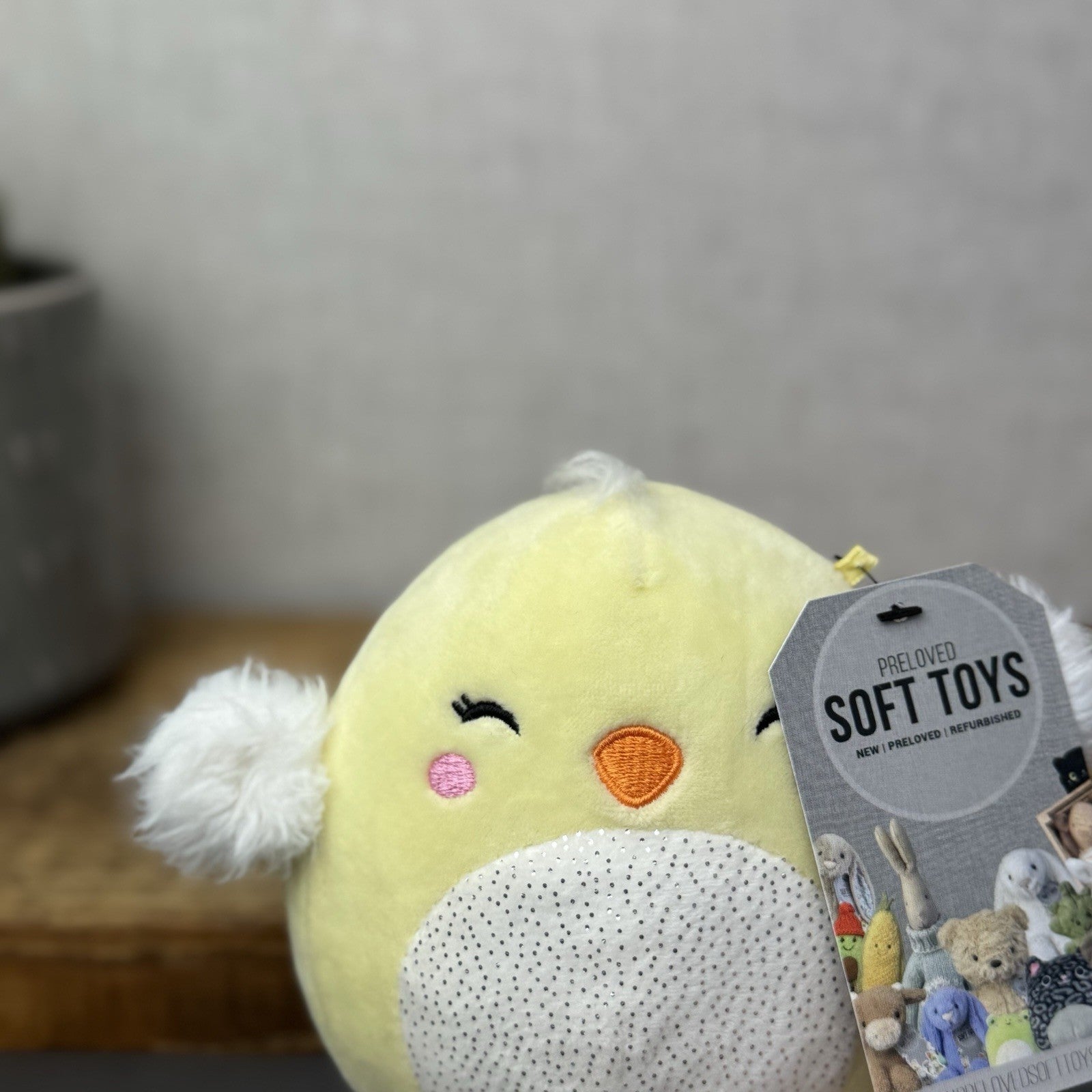Squishmallow Aimee Chick - Small Sparkly Belly Bird Chick Plush Mini 5"