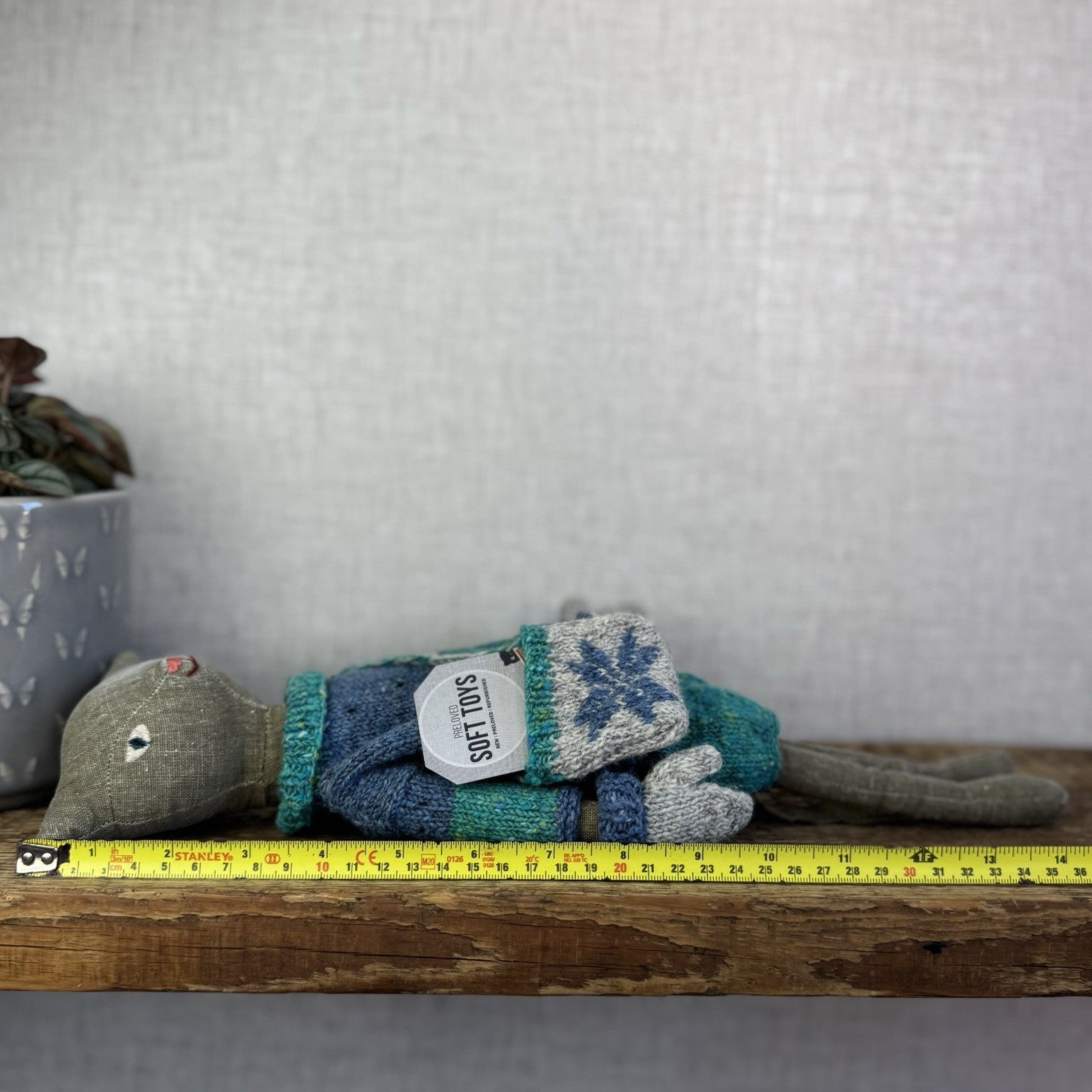 Maileg Medium Cat - Grey Retired Cat With Christmas Knitted Clothing - Rare 14"