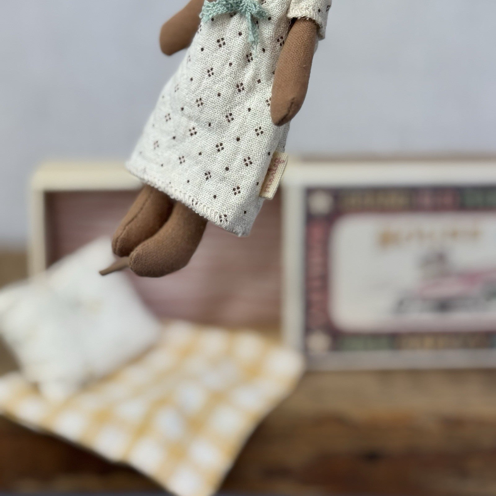 Maileg Big Sister Mouse In Matchbow - Retired Mouse In Nightie Brown Mouse 