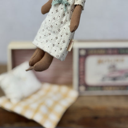 Maileg Big Sister Mouse In Matchbow - Retired Mouse In Nightie Brown Mouse 