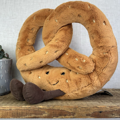 Jellycat Huge Amuseable Pretzel - Huge Amuseable Retired Soft Toy NWOT 16"
