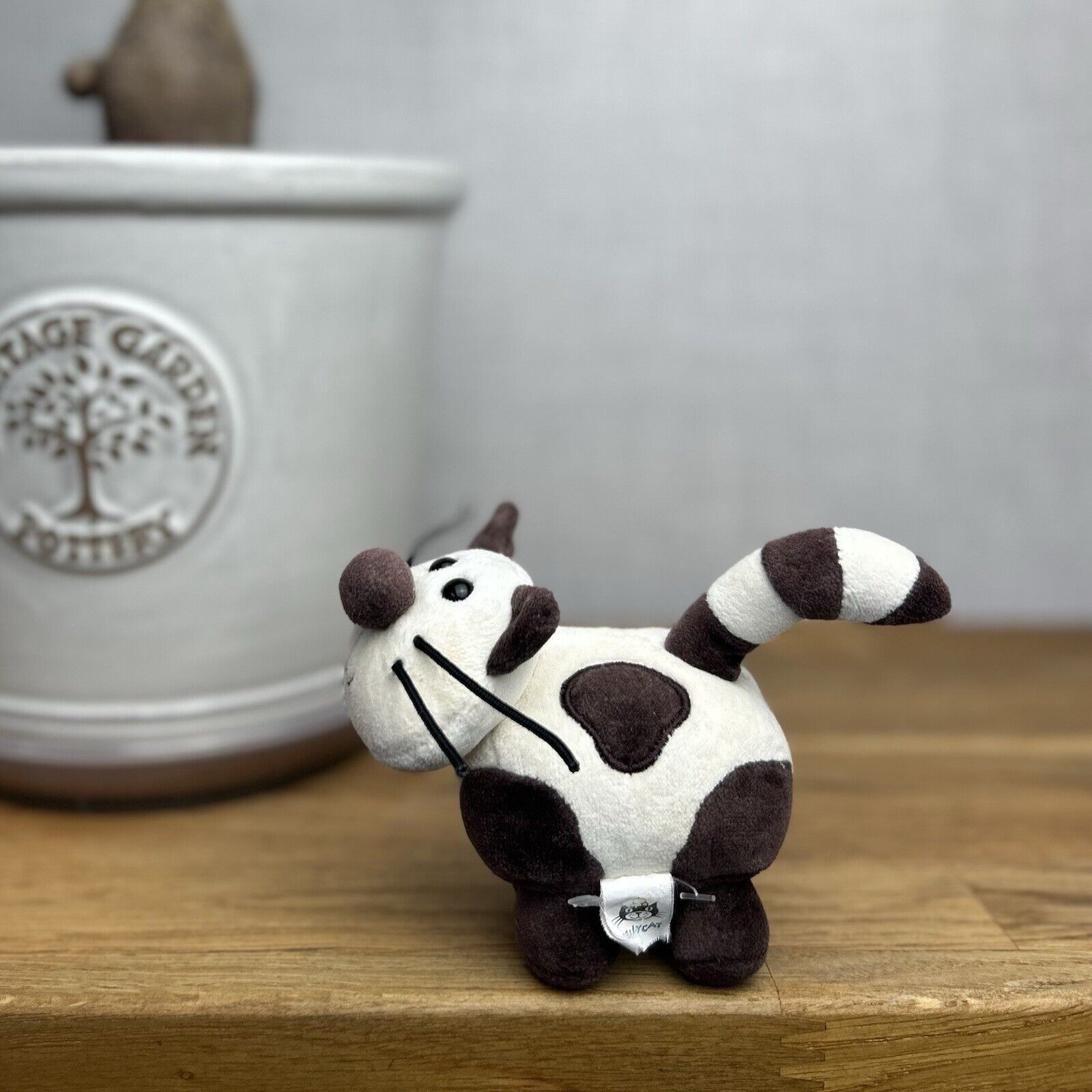 Jellycat Crazy Cat - Brown & White Tiny Vintage Cat - Cat With Whiskers 4”