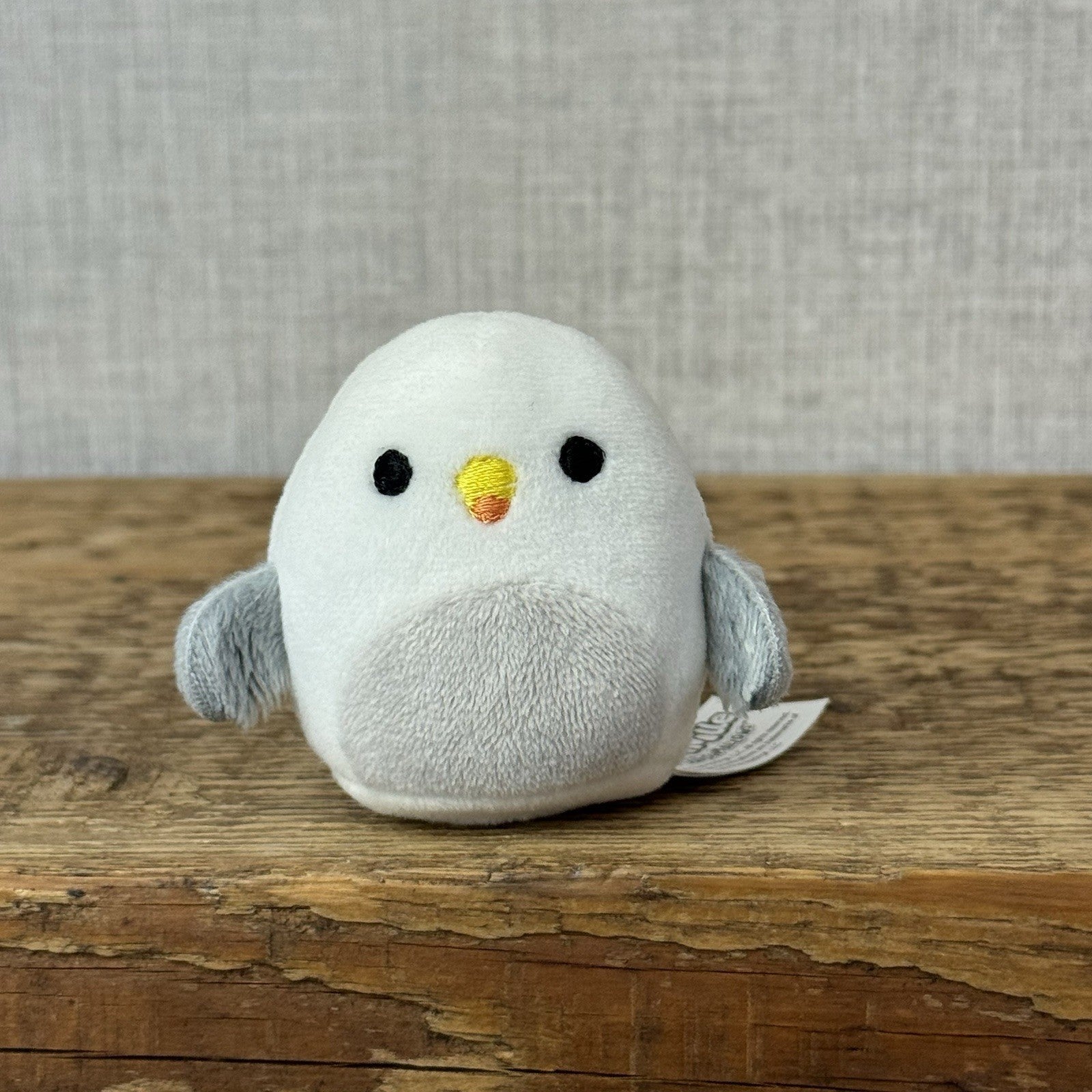 Squishmallow Squishville - Steve The Seagul White/Grey Mini (Multi Buy Discount)