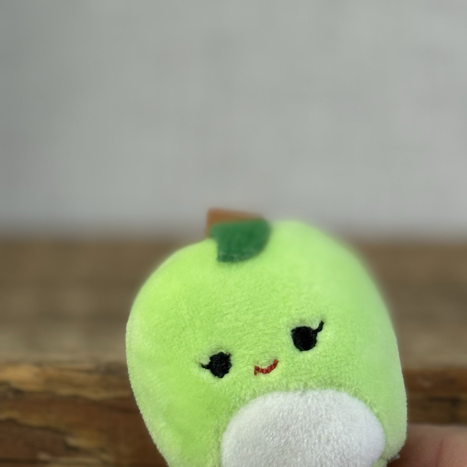 Squishmallow Squishville - Ashley Apple Mini Green Apple Soft Toy Plush 2"