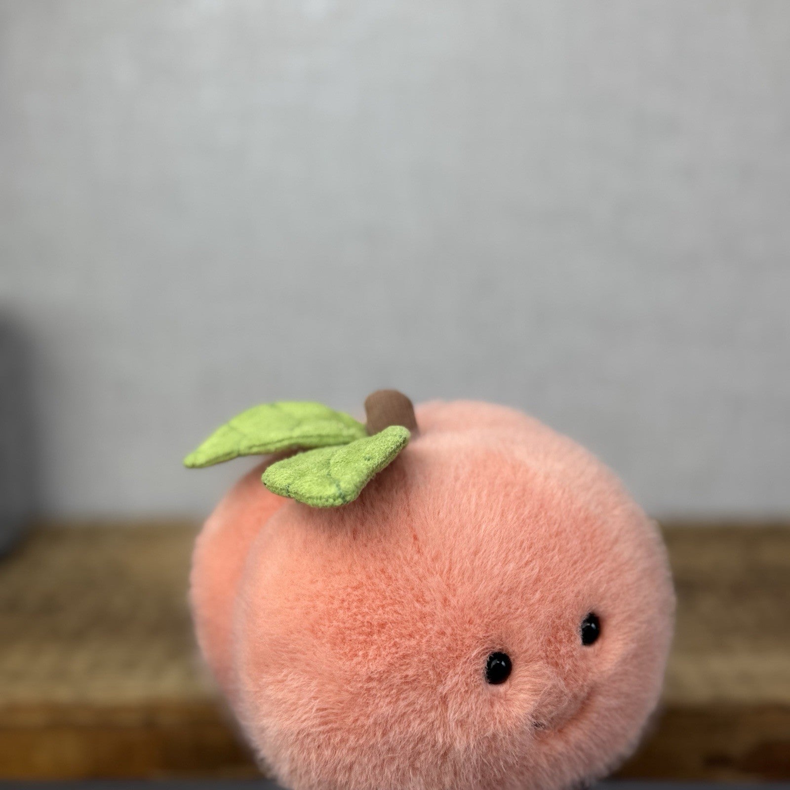 Jellycat Fuzzy Amuseable Peach - Beanie Fruit Peach Super Soft Plush NWOT 6”