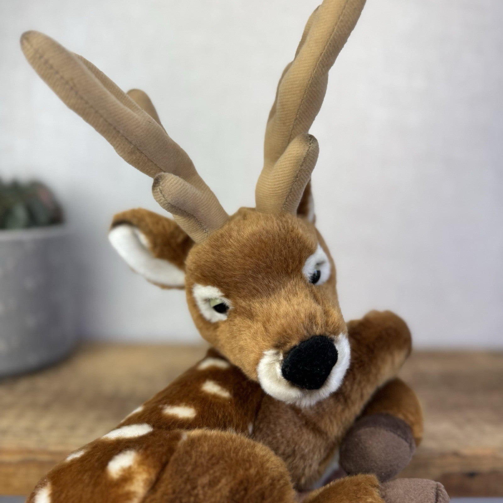 Living Nature Red Deer Stag - Laying Deer Woodland Soft Toy Plush Rare 10”