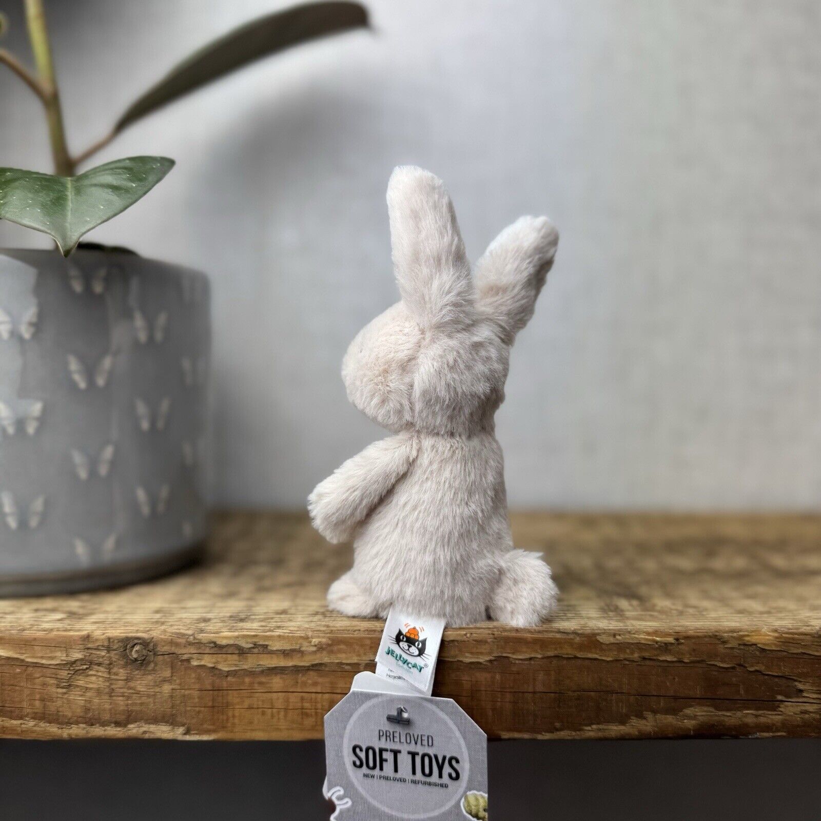 Jellycat Oatmeal Fluffy Bunny - Mini Bunny - Tiny Fluffy Bunny 5” Pocket Pal (2)