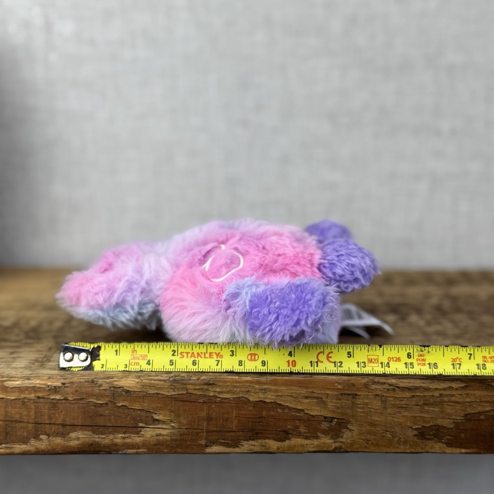 BumBumz GroovyBums Petra The Peace Sign Plush Toy - Beanie Soft Toy NWT 4.5"