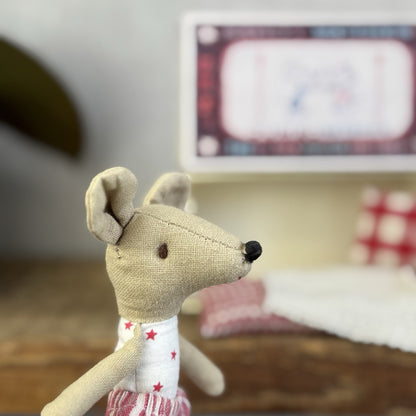 Maileg Retired Big Sister Mouse In Matchbox 2013 - Painted Nose, Red Mouth Rare