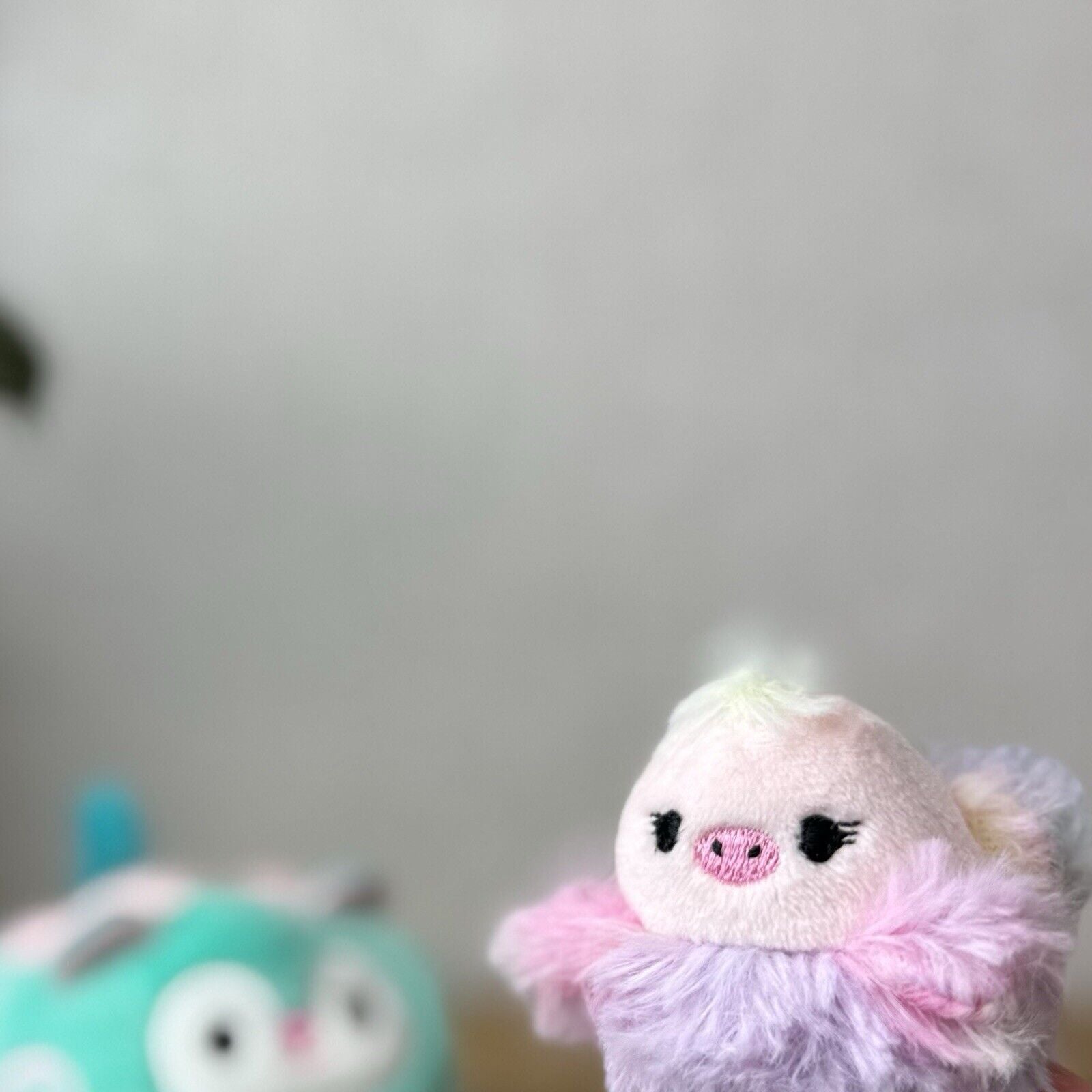 Squishmallow Squishville Elda Ostrich & Vehicle - Pink Fluffy Bird Tiny Soft 2"