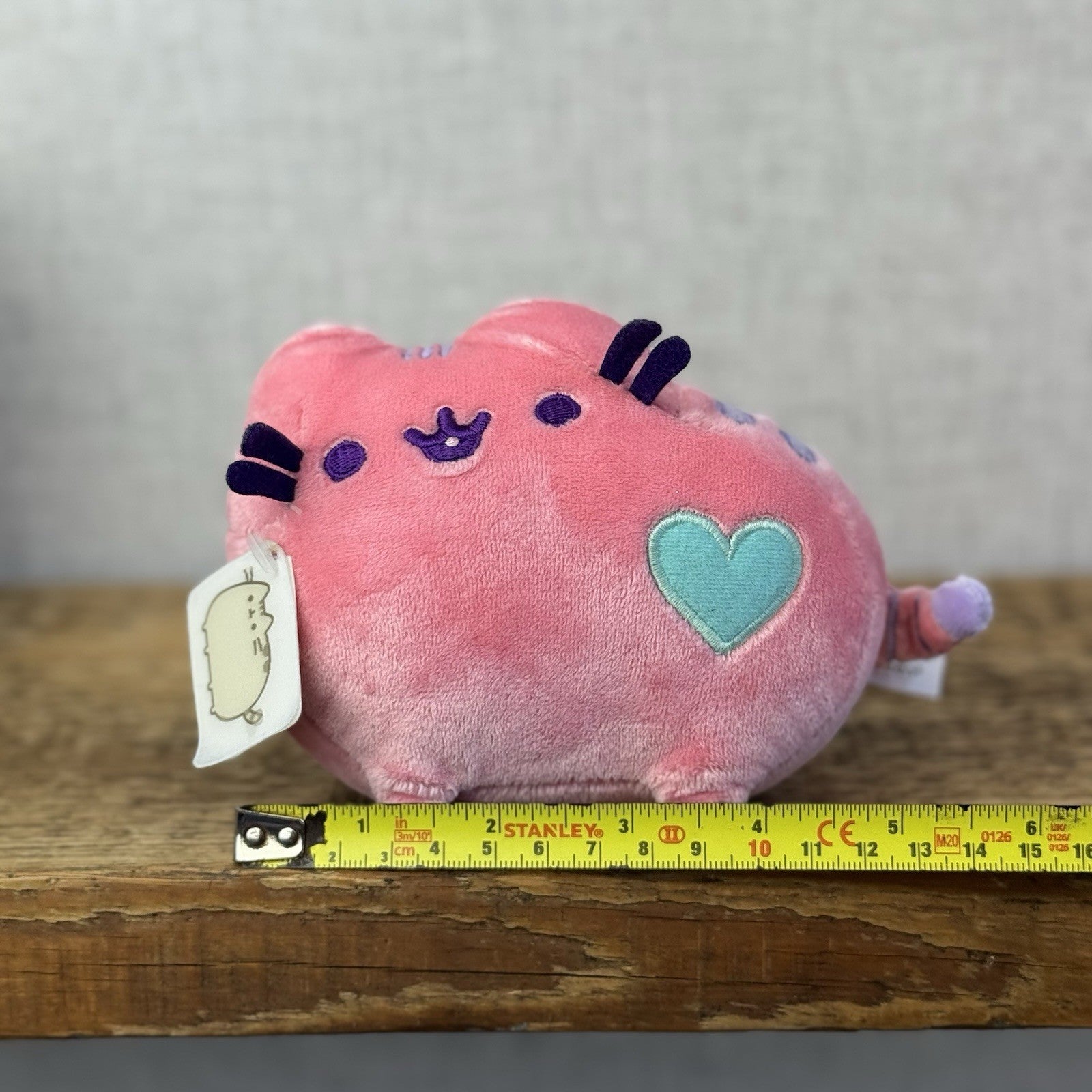 Gund Pusheen Cat - Pastel Heart Kitty Small Pink Pusheen With Heart Small 6"