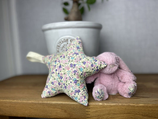 Jellycat Blossom Tulip Bunny Rabbit Pink Musical Star Pull Soft Plush Toy