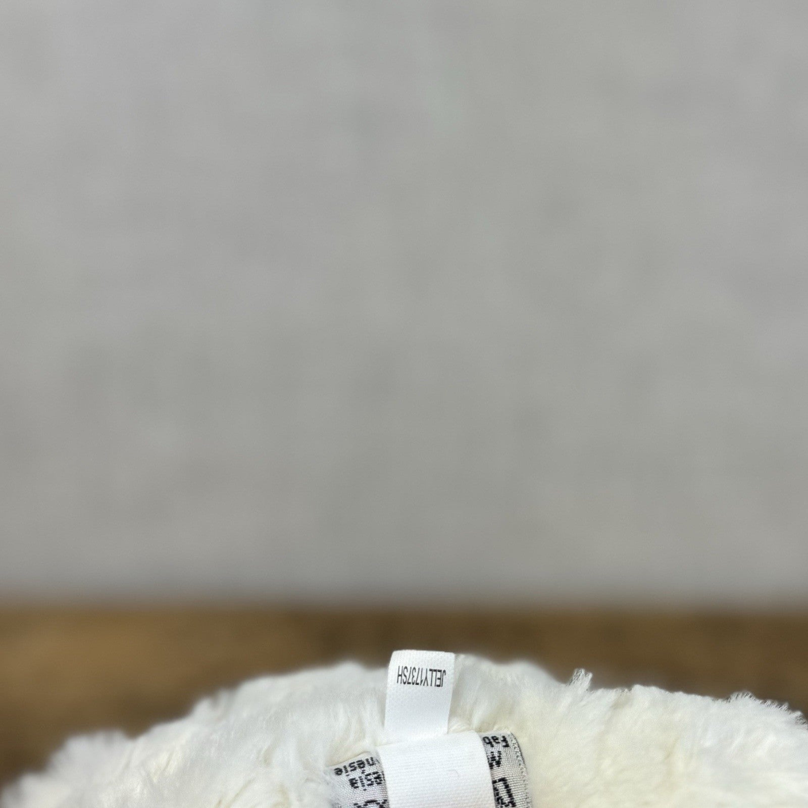Jellycat Wilkie Bear - Little Jellycat White Traditional Bear Textured Fur Rare
